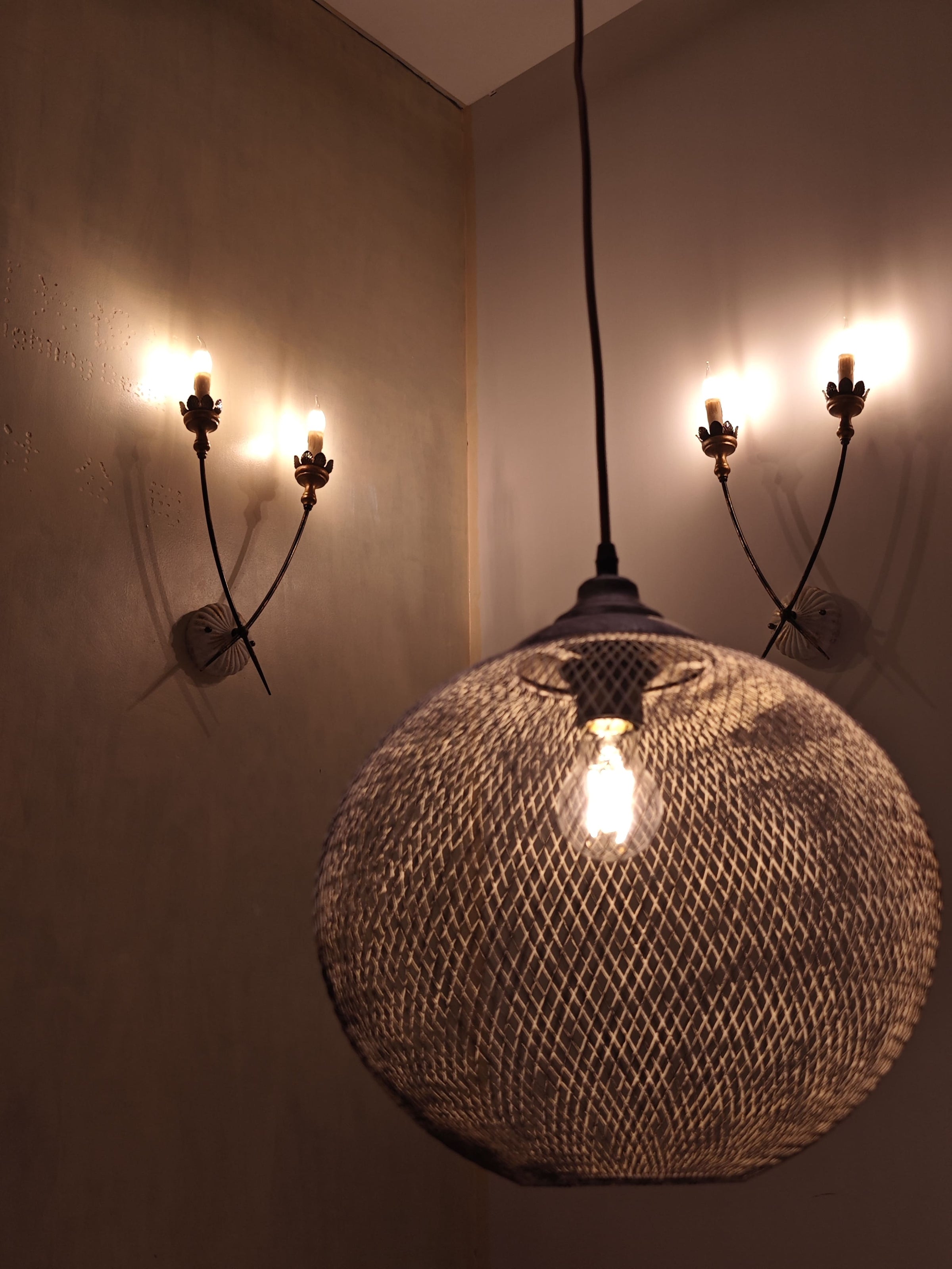 Hasselt Wall Sconce