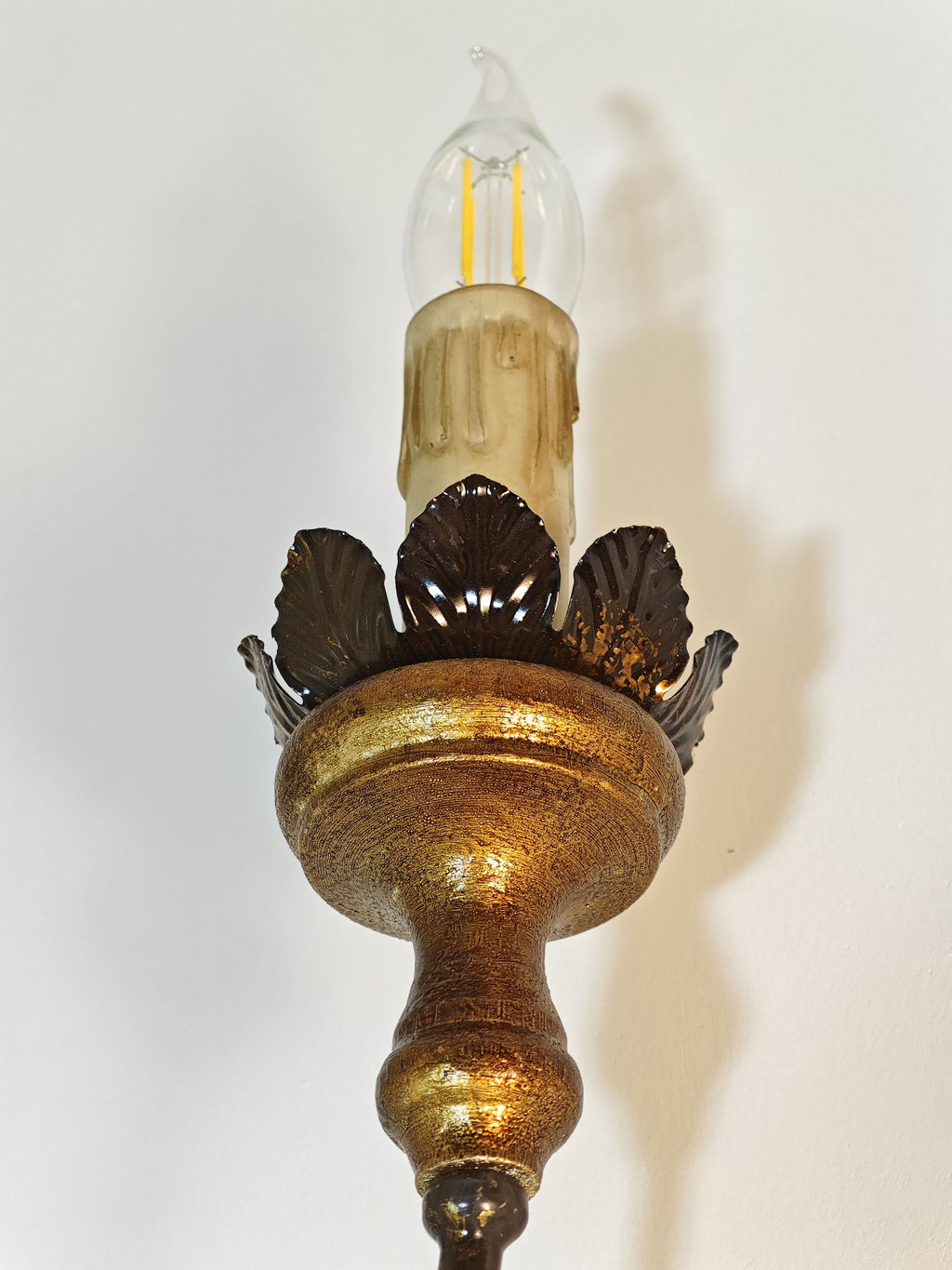 Hasselt Wall Sconce