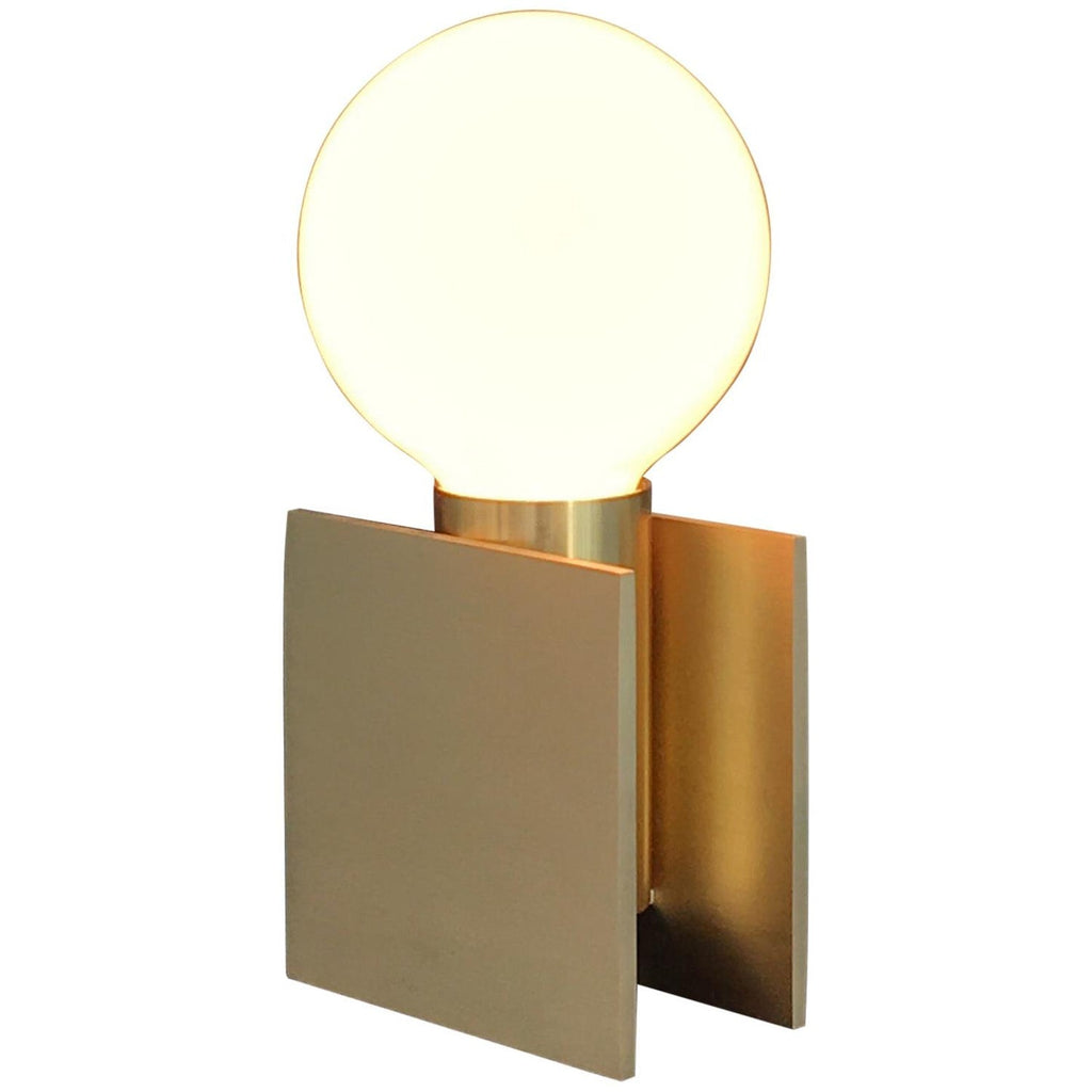 IOI Table Lamp