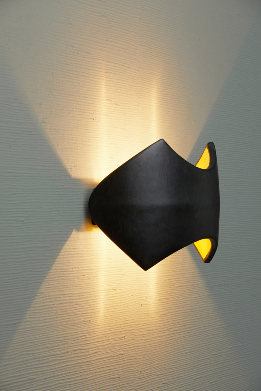 Isthmus Sconce