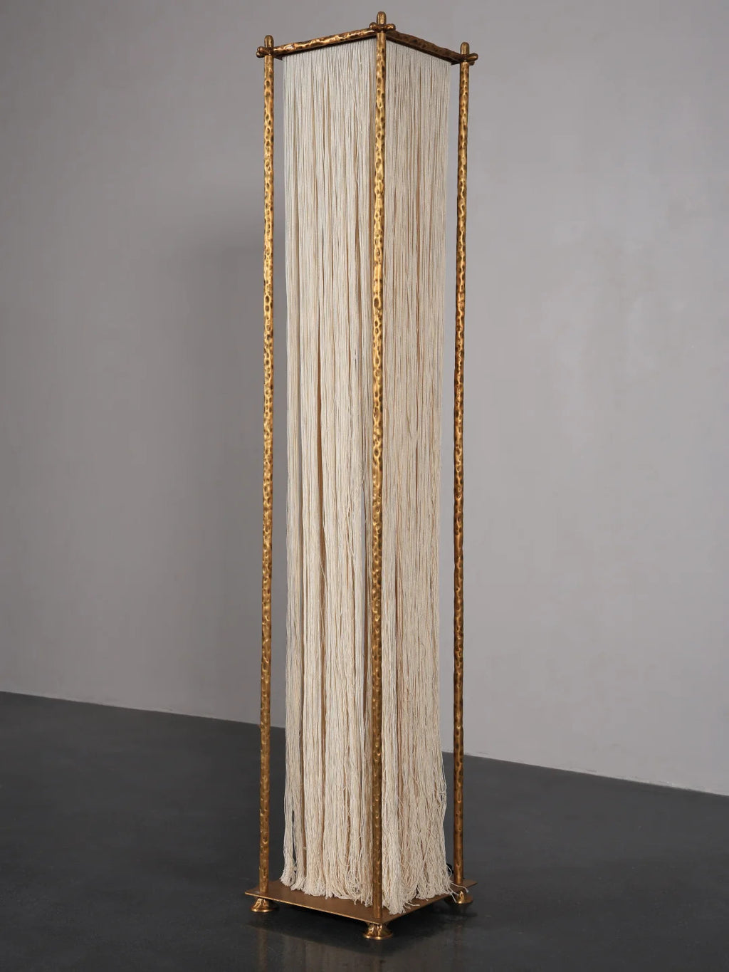 Ito Floor Lamp