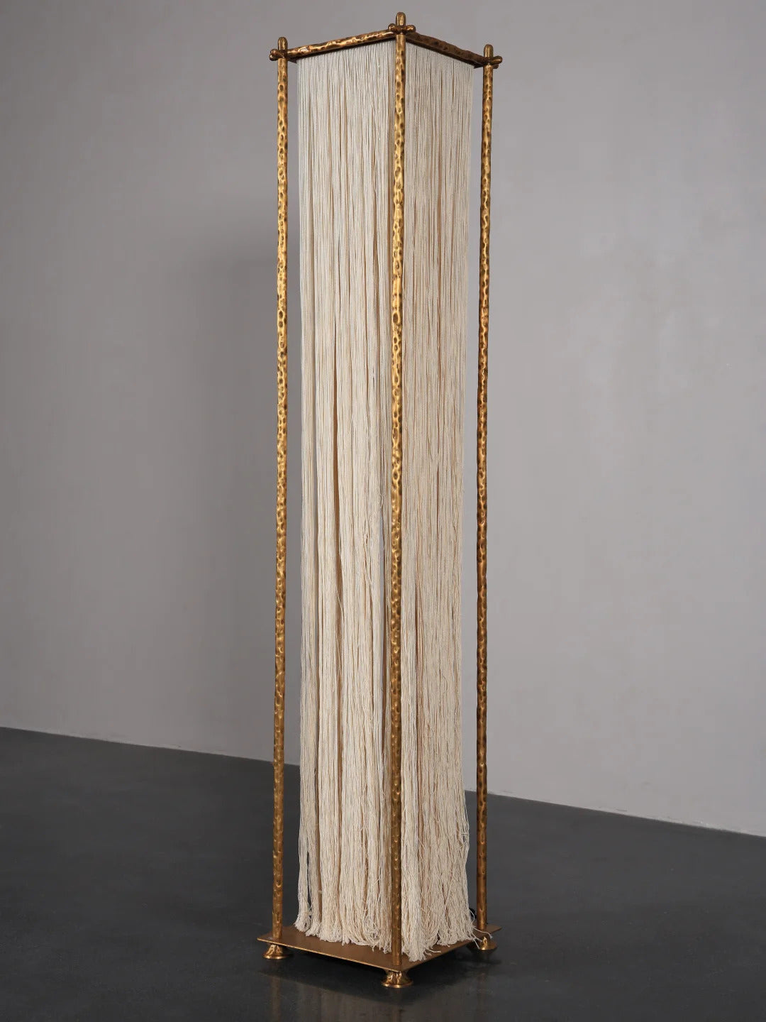 Ito Floor Lamp