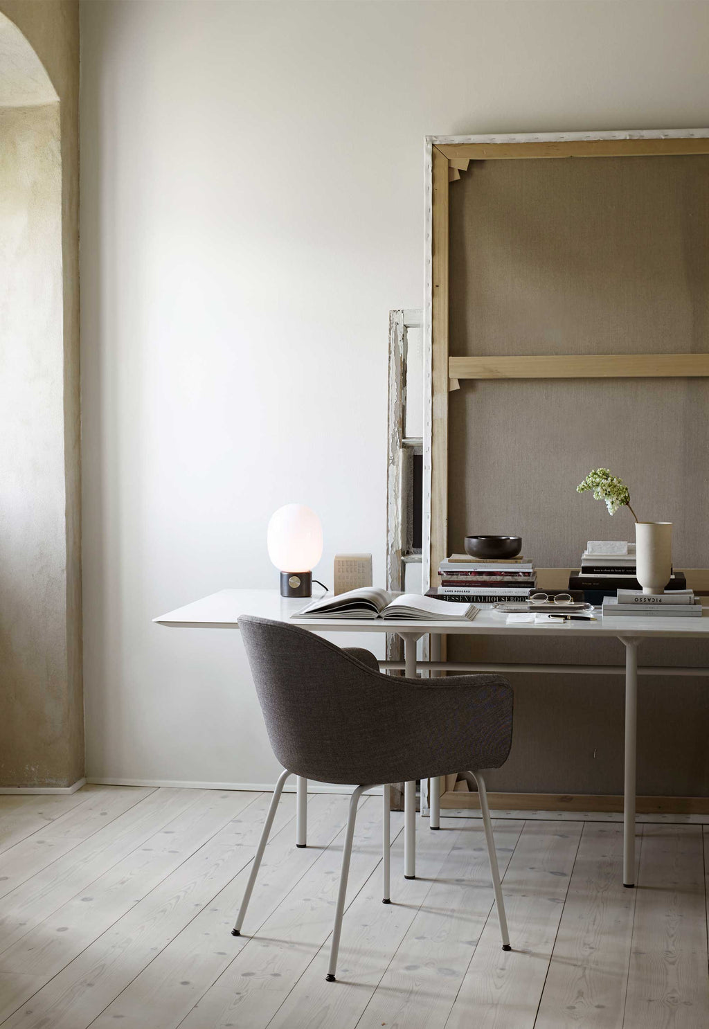 JWDA Table Lamp