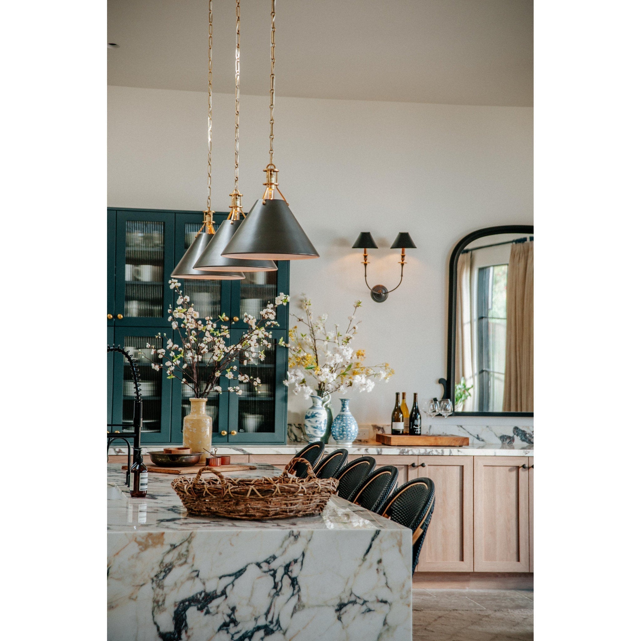 Jasper Wall Lamp