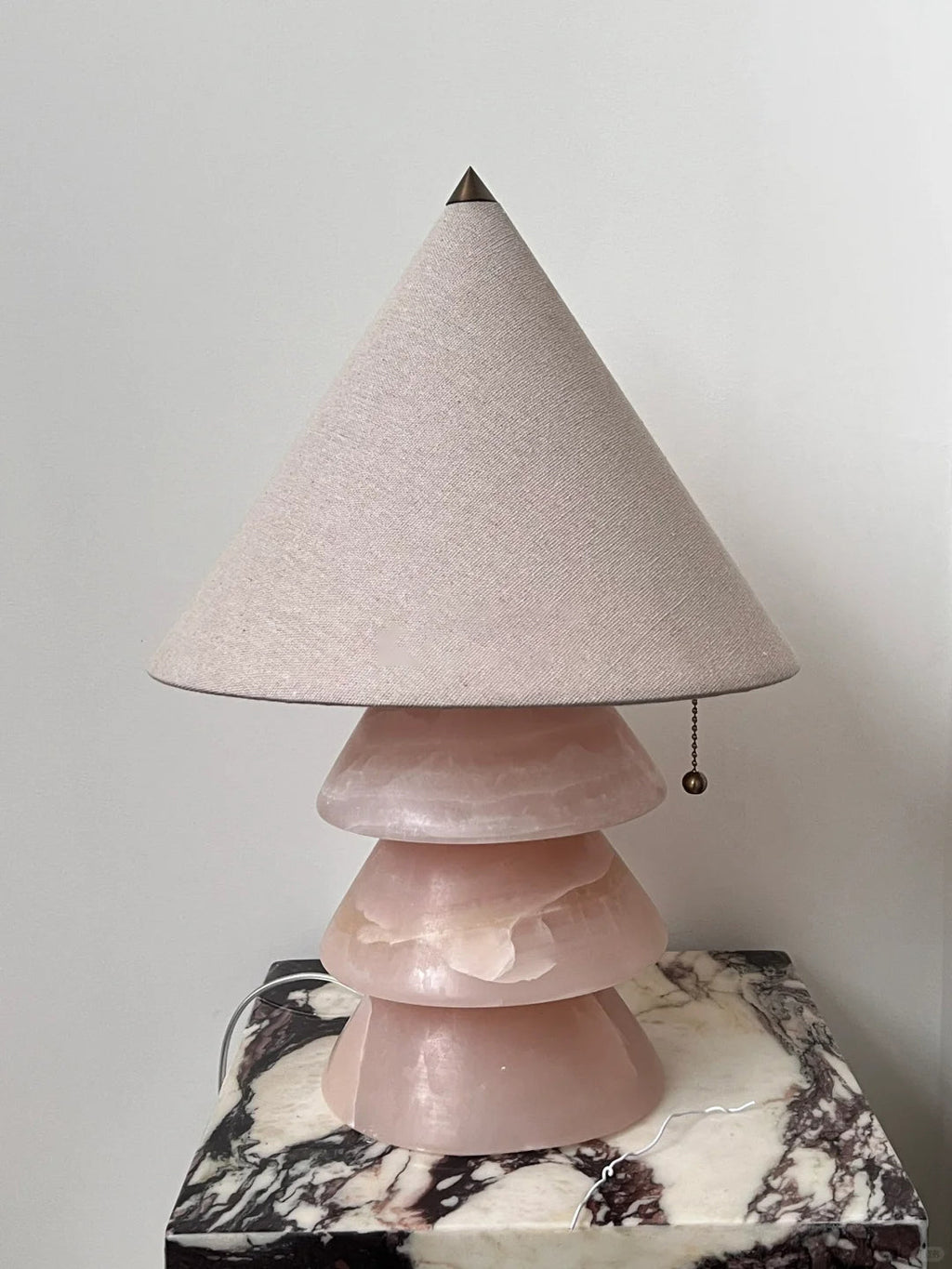 Jupiter Onyx Table Lamp