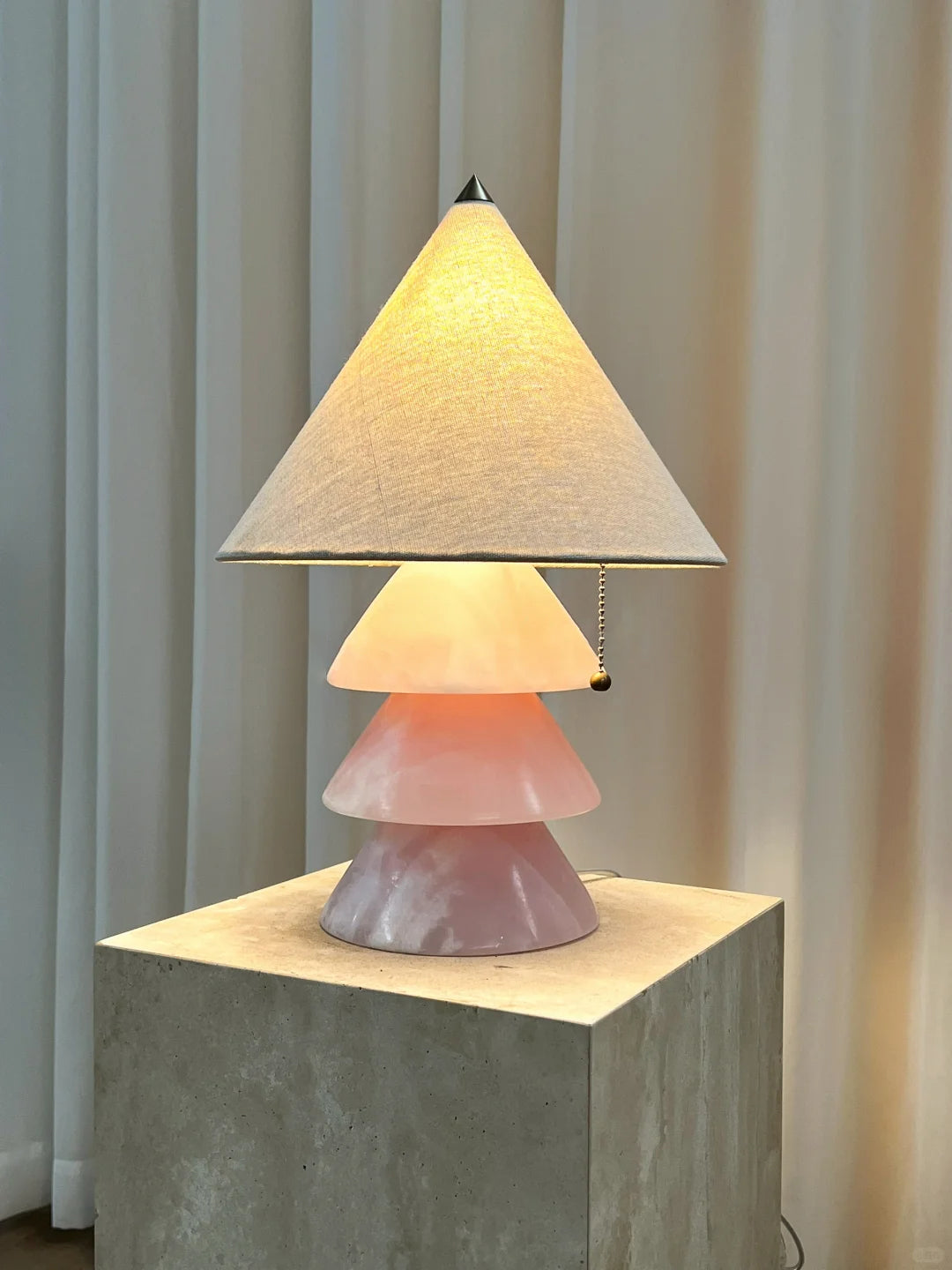 Jupiter Onyx Table Lamp