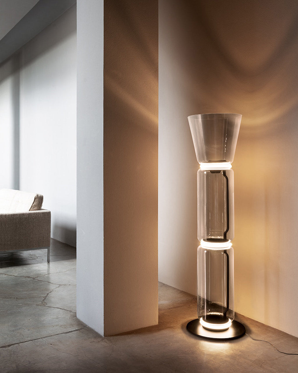 Noctambule Floor Lamp