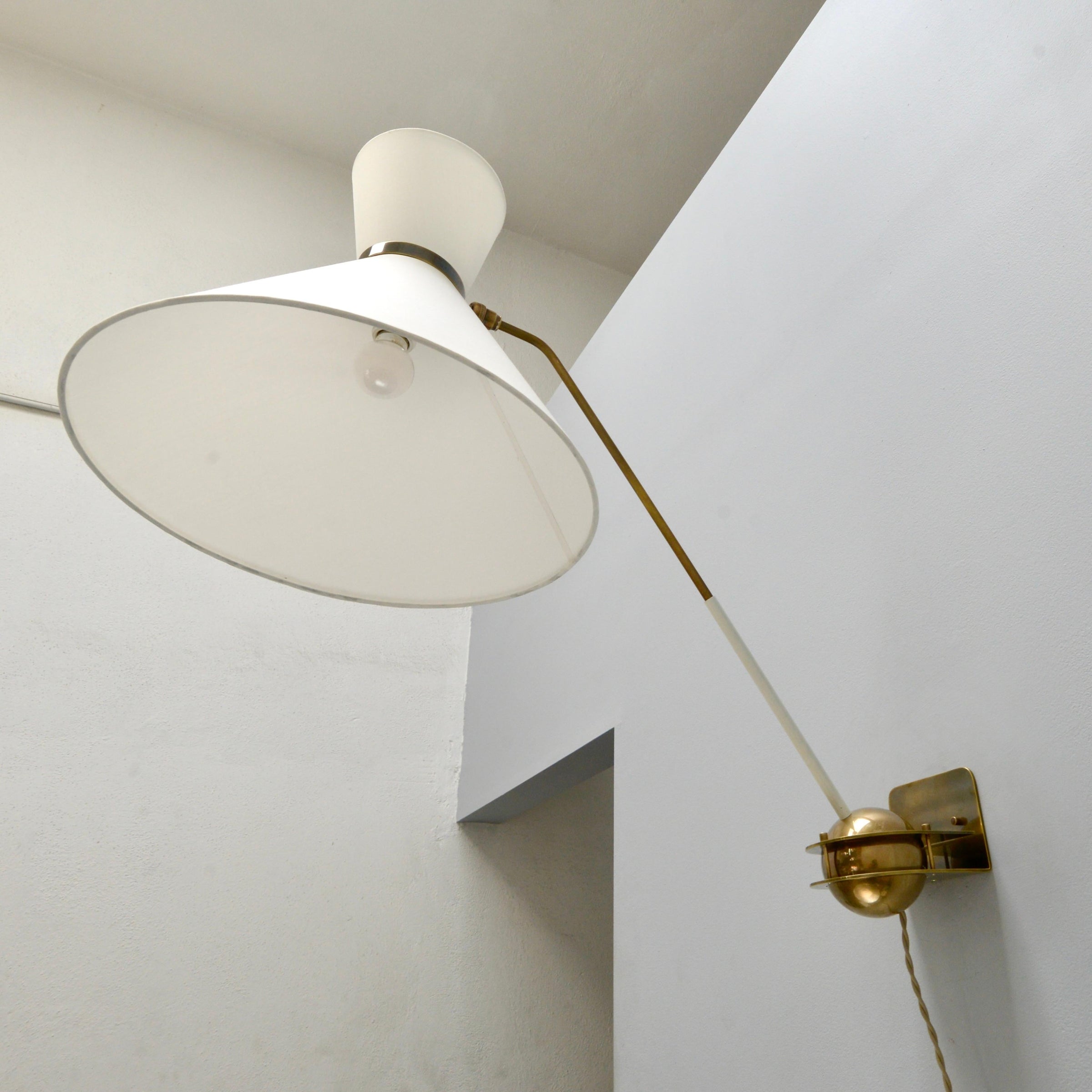 LU Sphere Wall Sconce