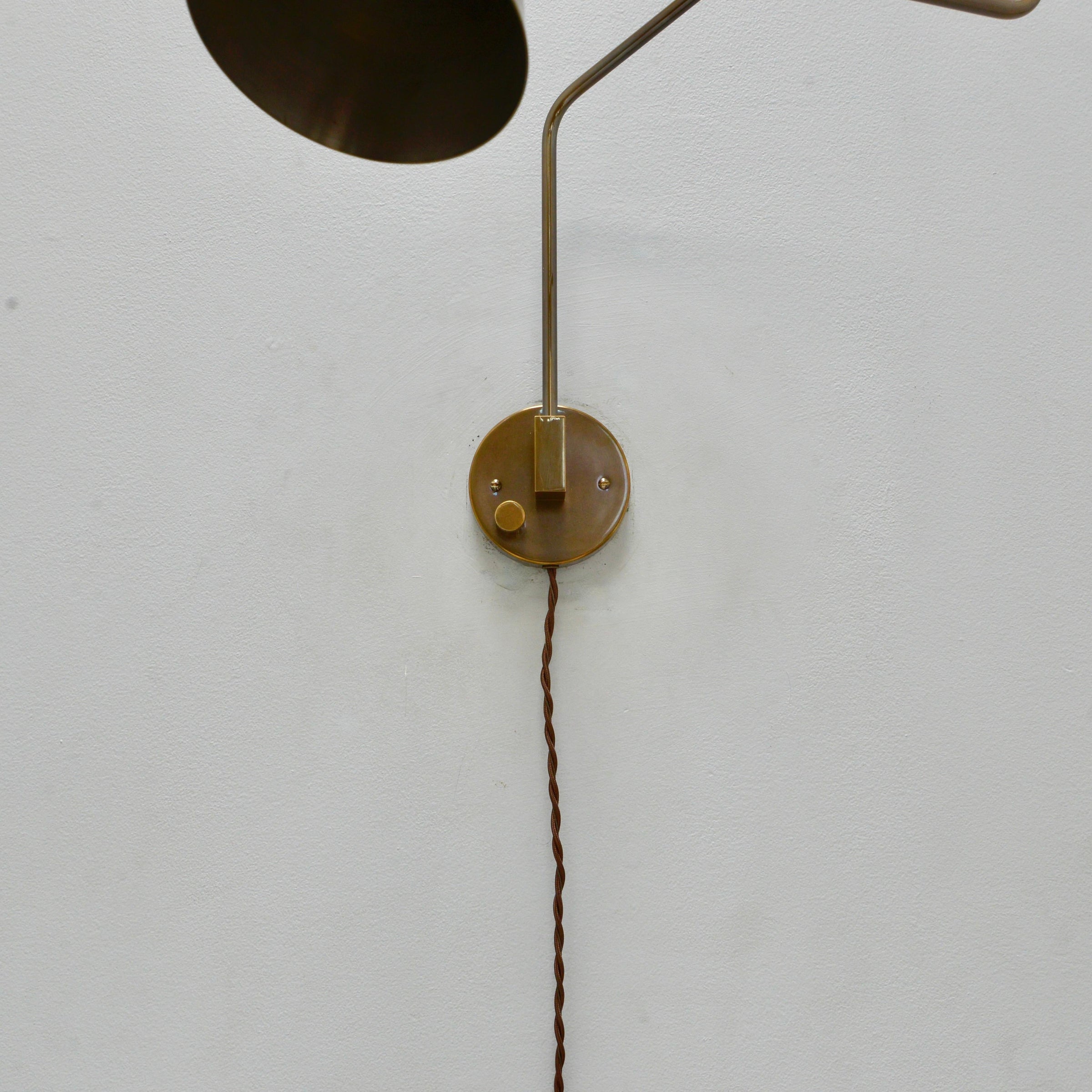 LU Swing Sconce Plug-In