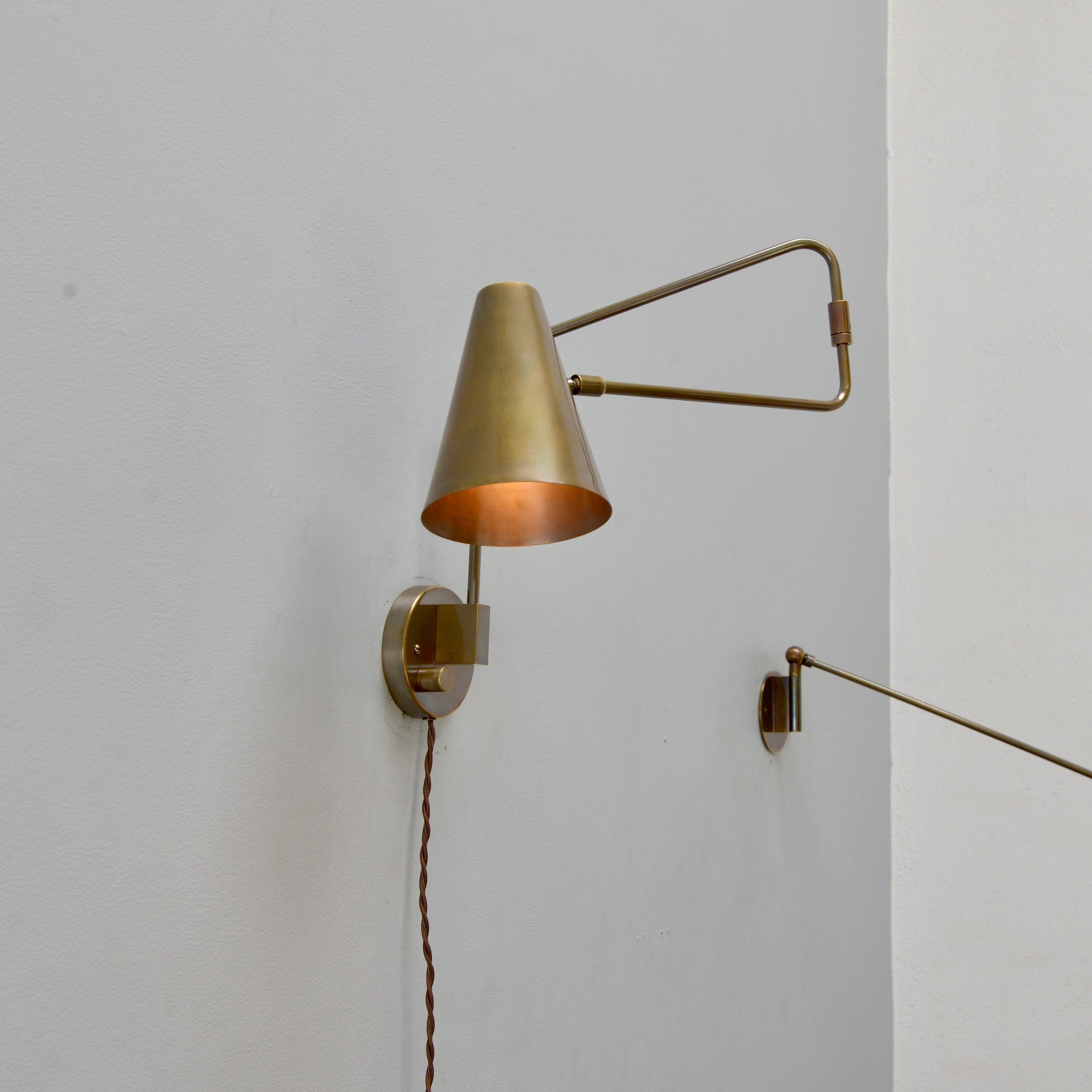 LU Swing Sconce Plug-In