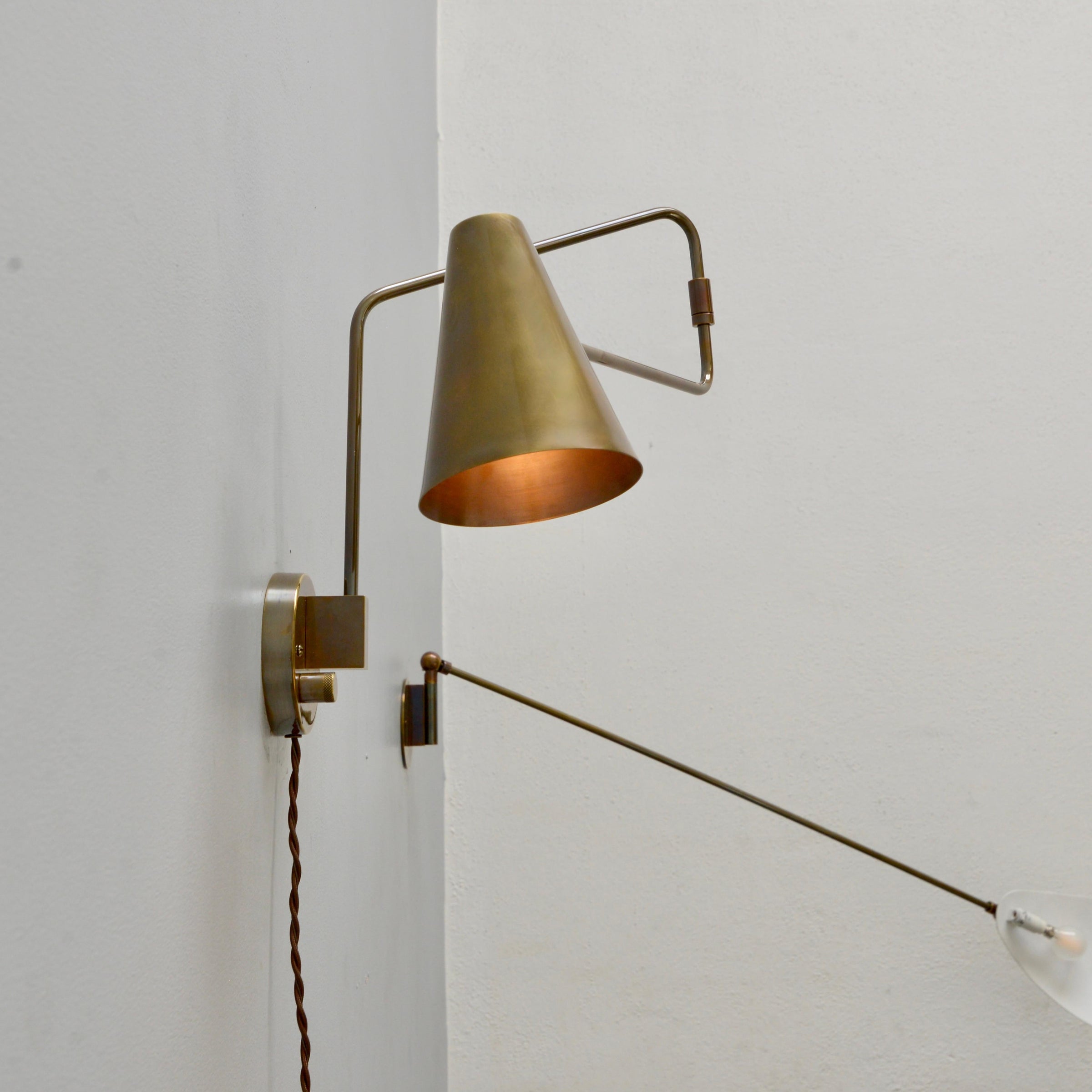 LU Swing Sconce Plug-In