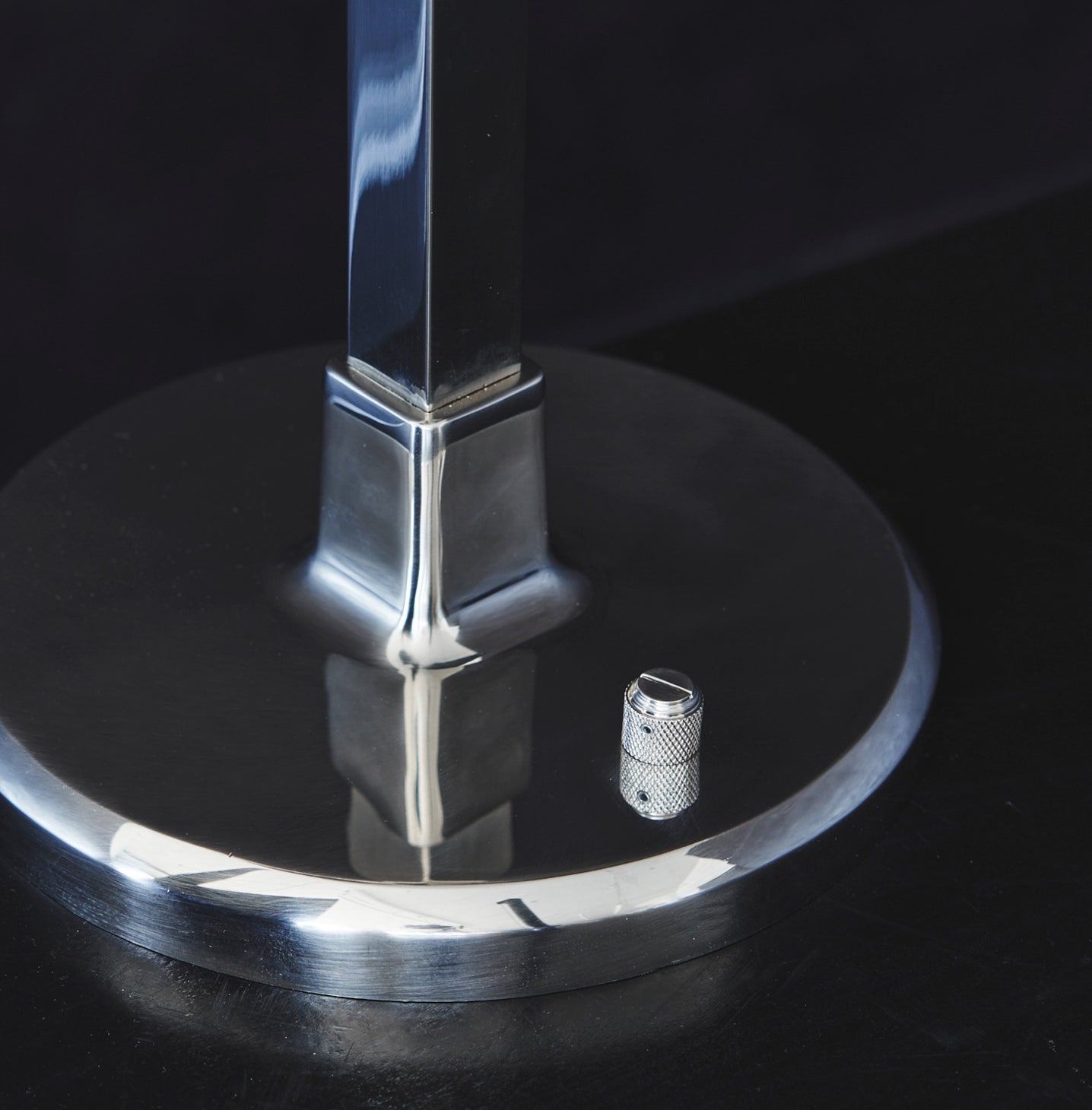 Lab Table Lamp