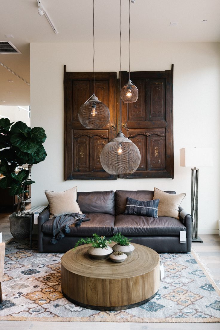 Lanister Mesh Pendant Light