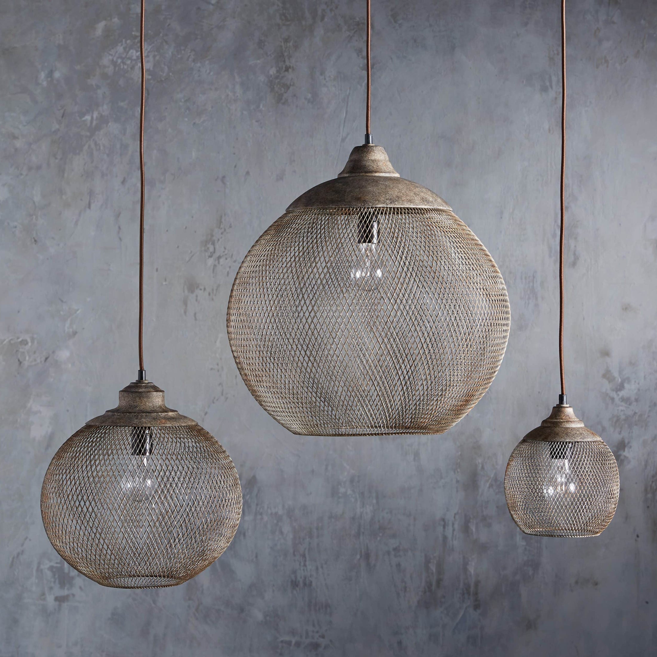 Lanister Mesh Pendant Light