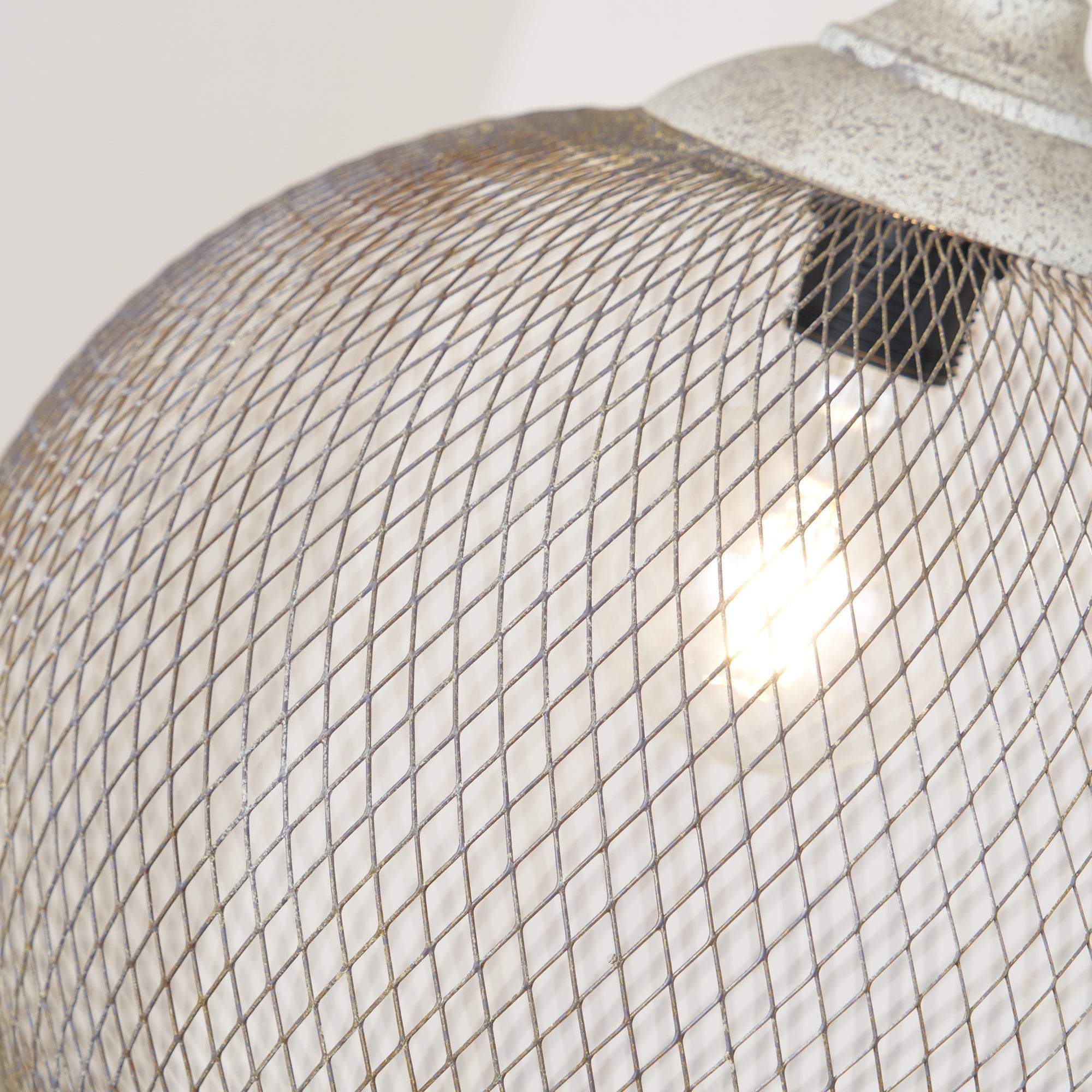 Lanister Mesh Pendant Light