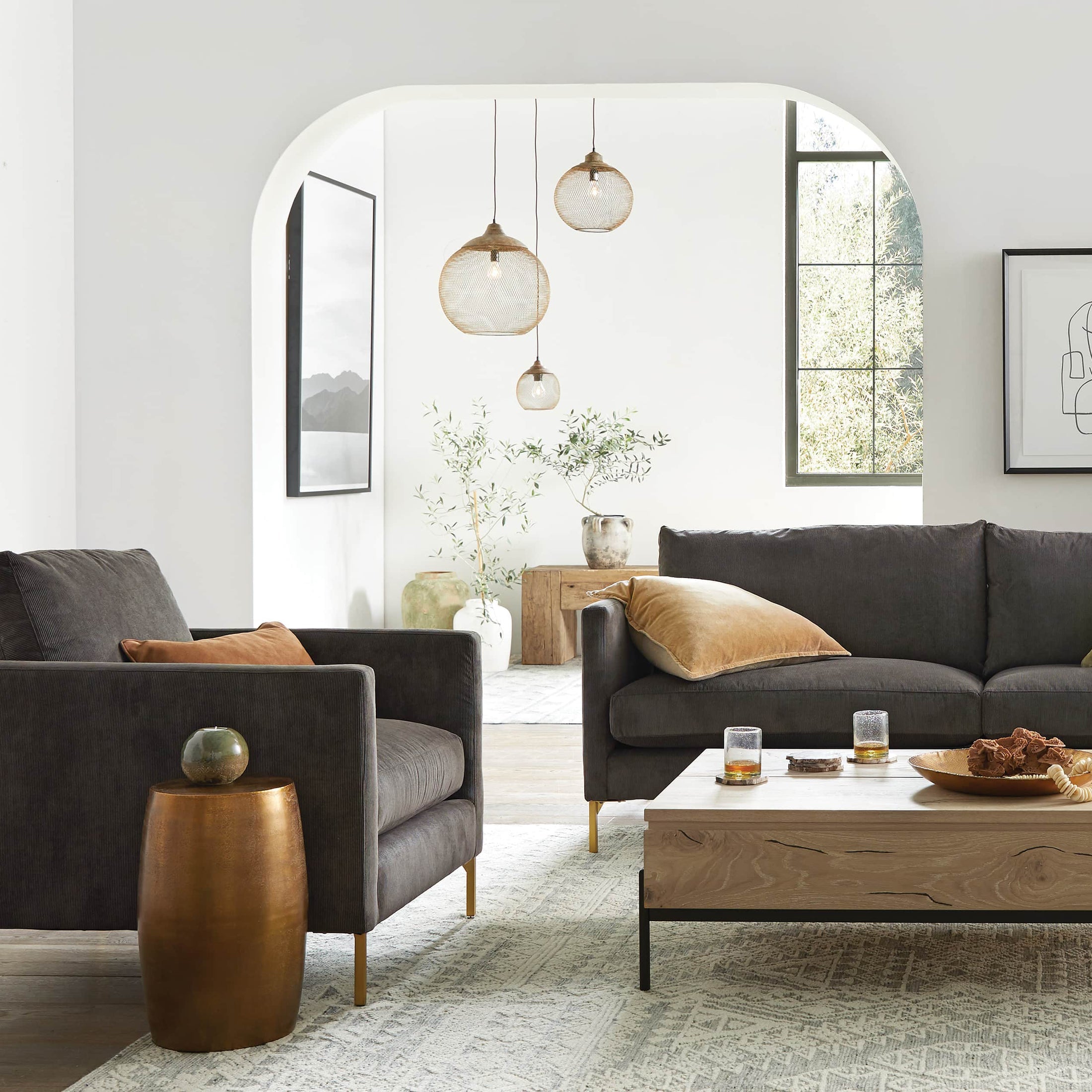 Lanister Mesh Pendant Light