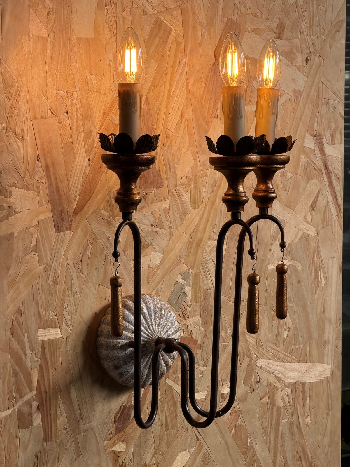 Layla French Country Wall Sconce