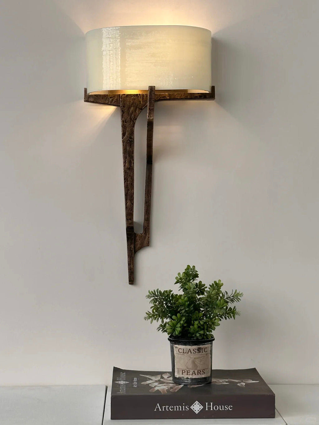 Left Facing Sconce