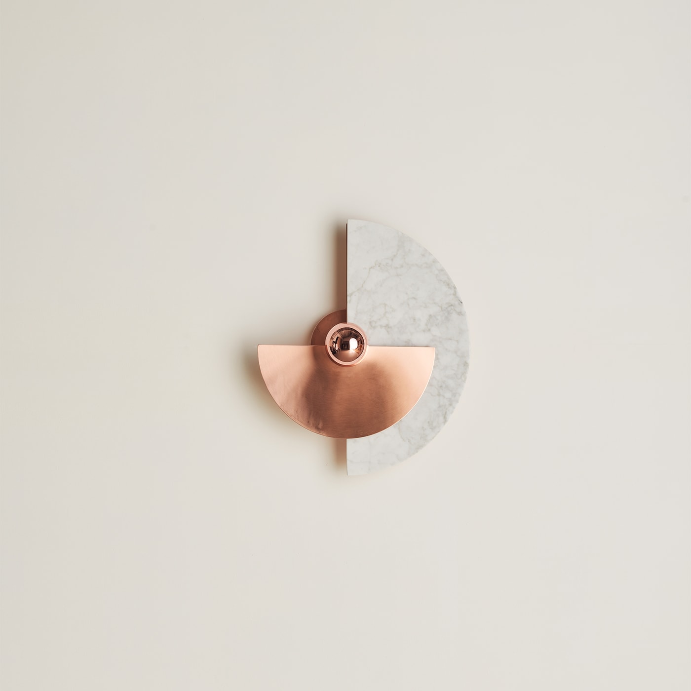 Levante Wall Sconce