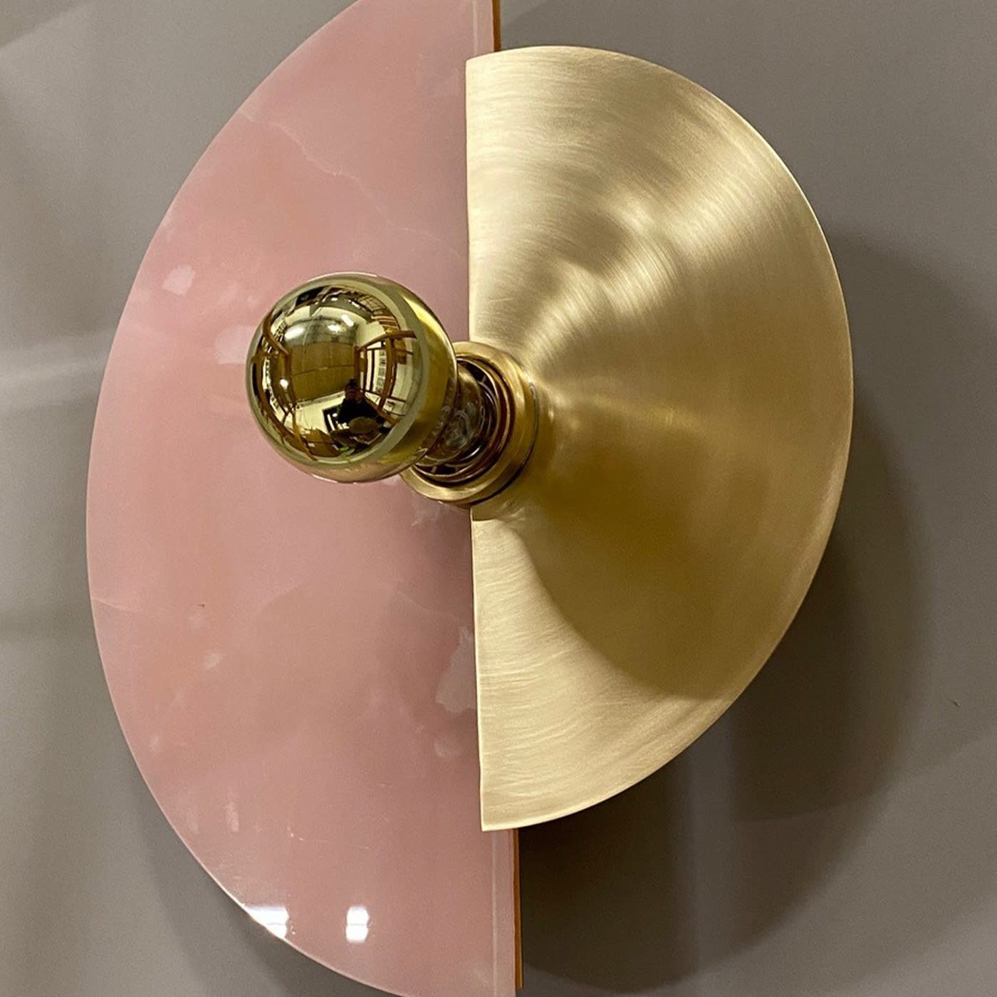 Levante Wall Sconce