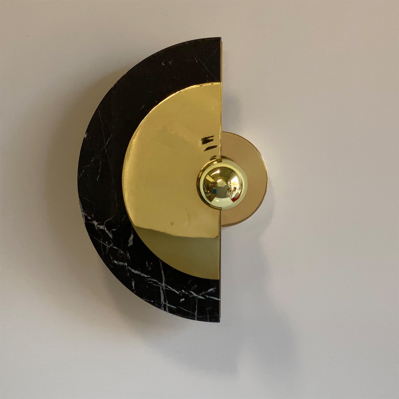 Levante Wall Sconce
