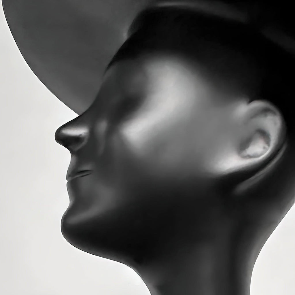 Lilah Sculpture Floor Lamp