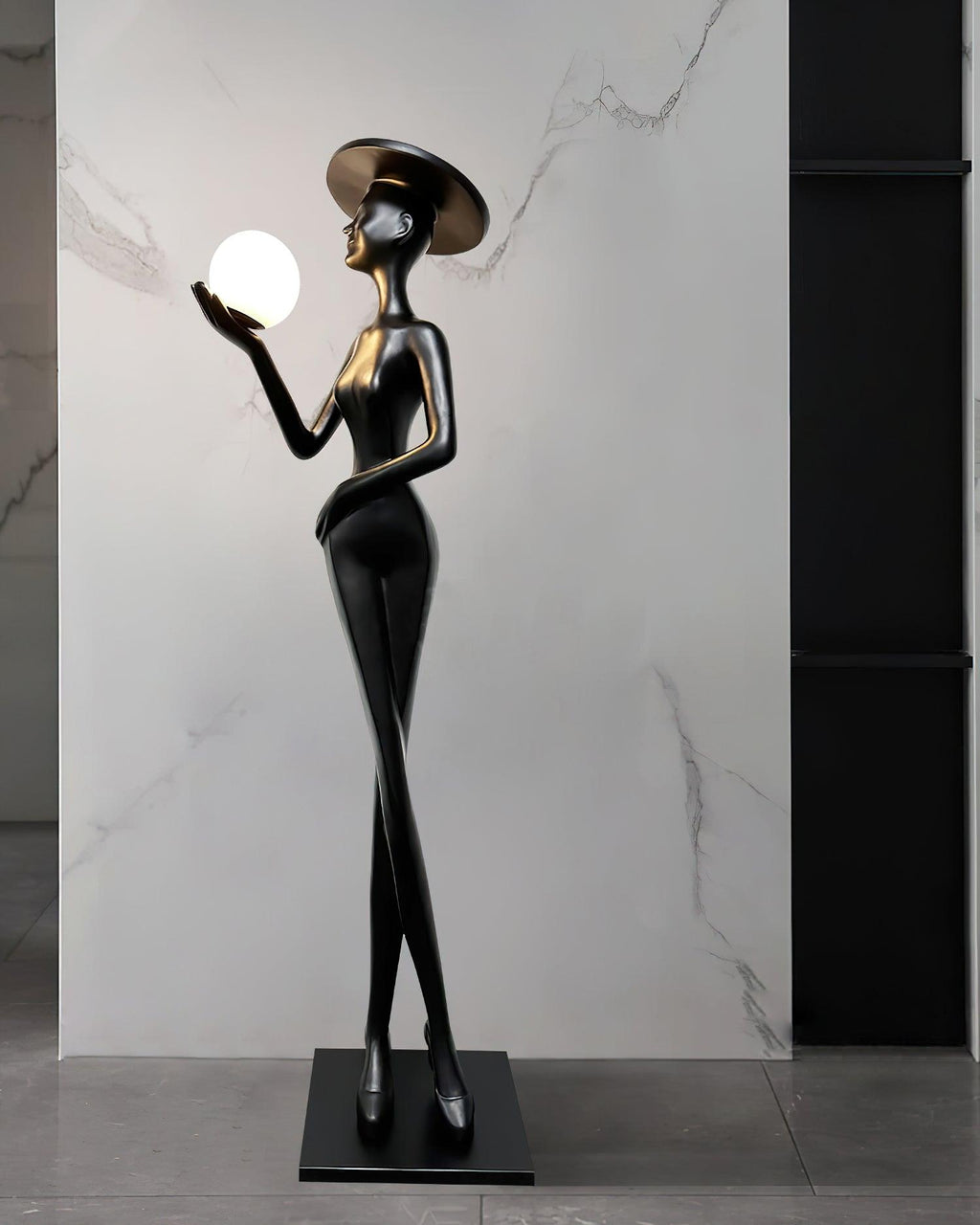 Lilah Sculpture Floor Lamp