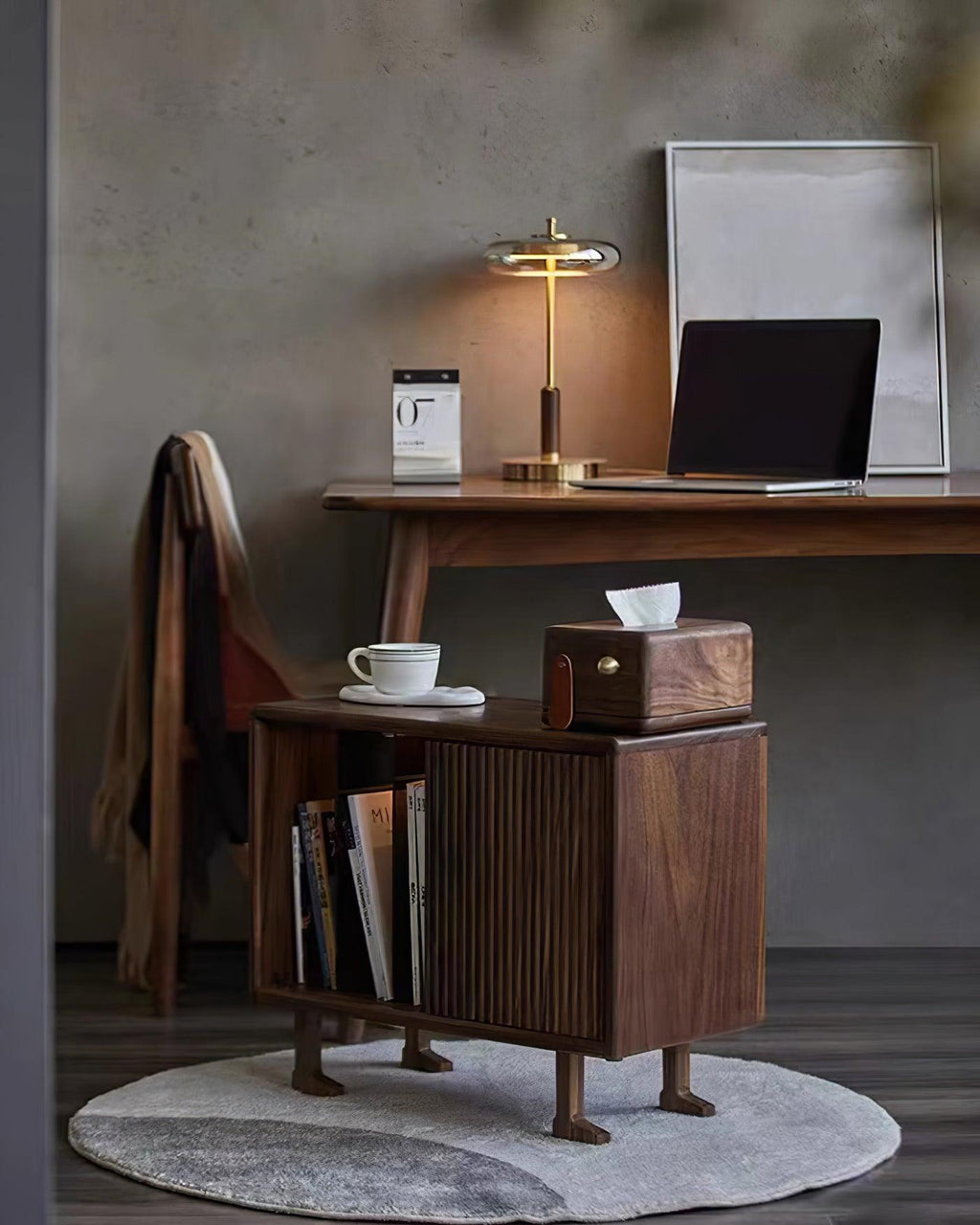 Loba Table Lamp