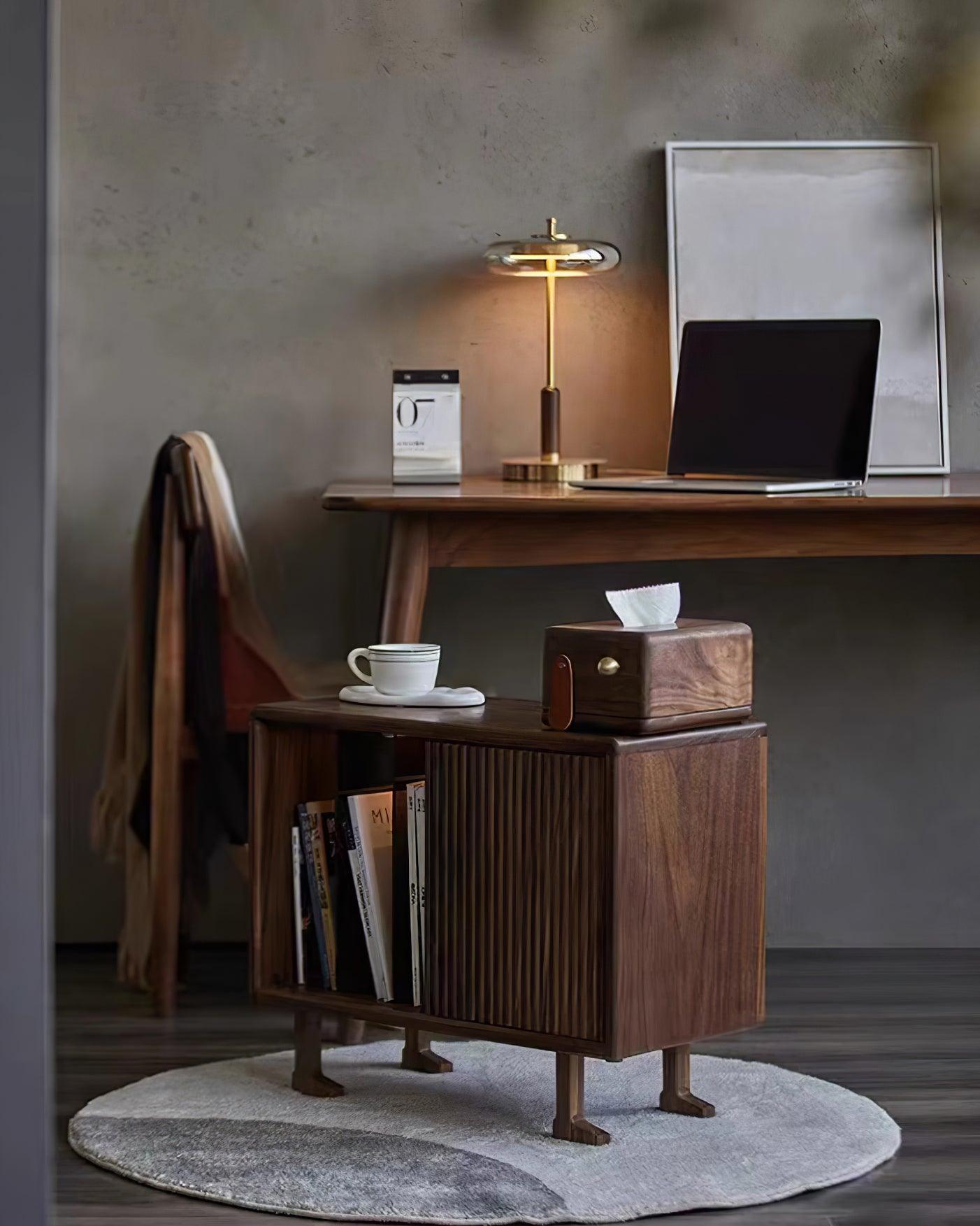 Loba Table Lamp