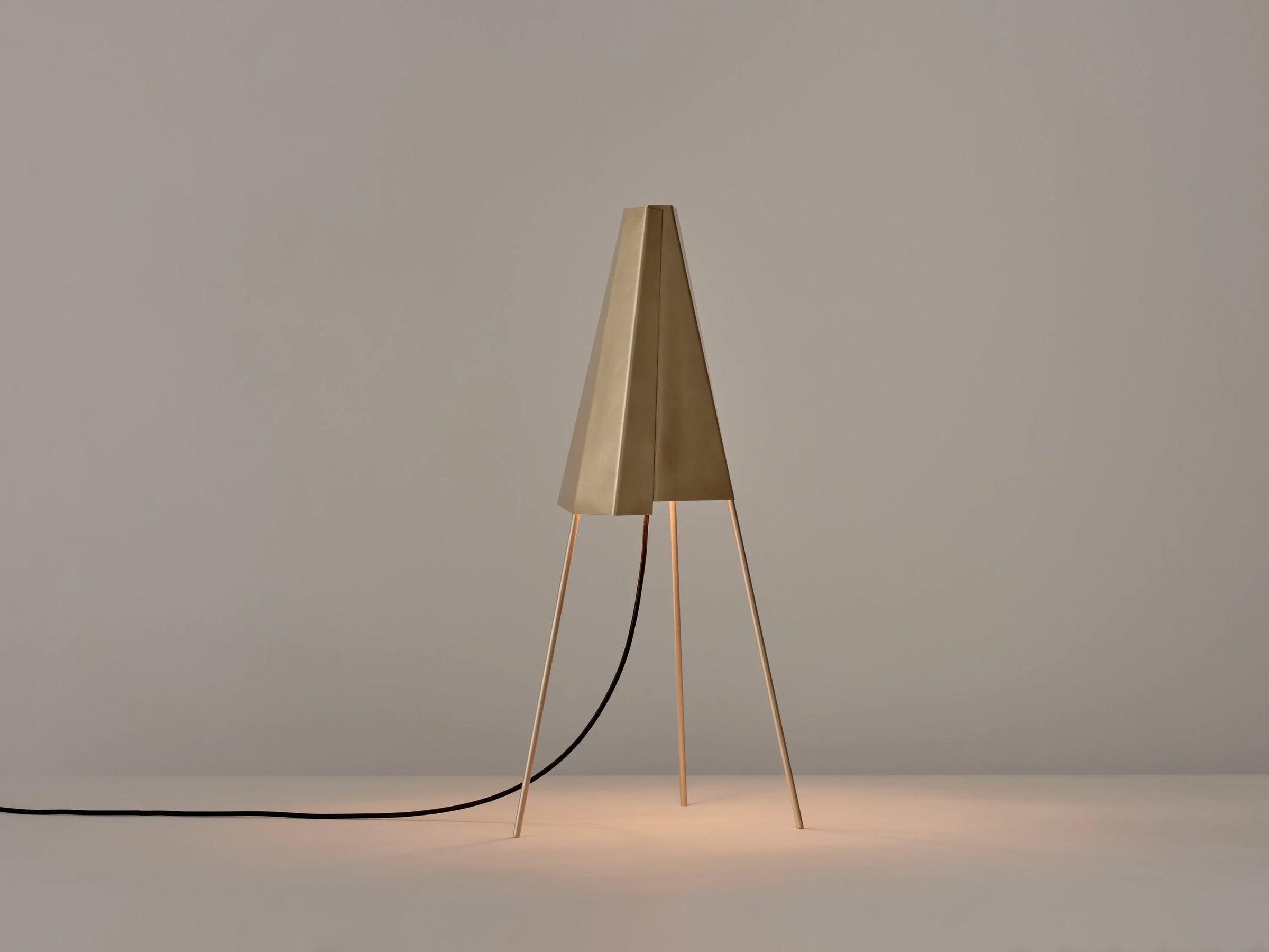 Loose Thread Floor Lamp