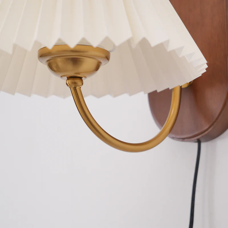 Rosa Vintage Wall Sconce