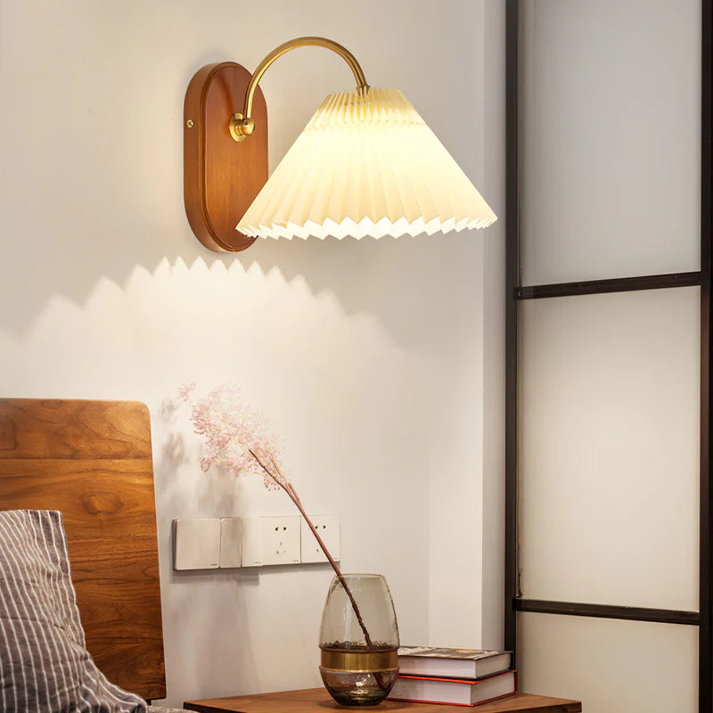 Rosa Vintage Wall Sconce