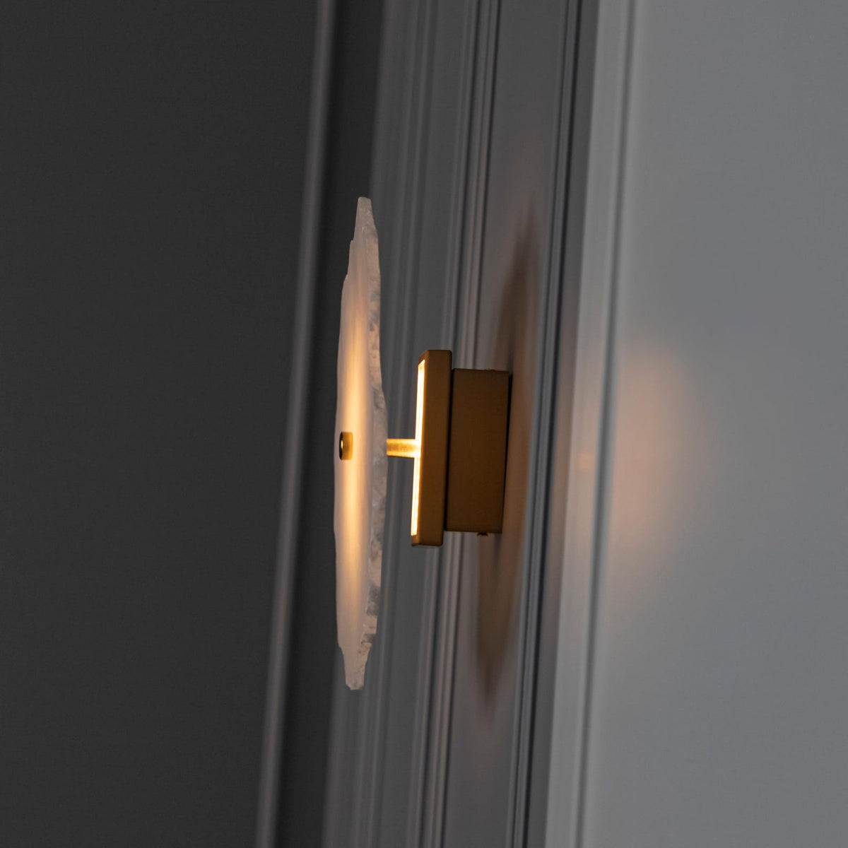 Petra Single Sconce