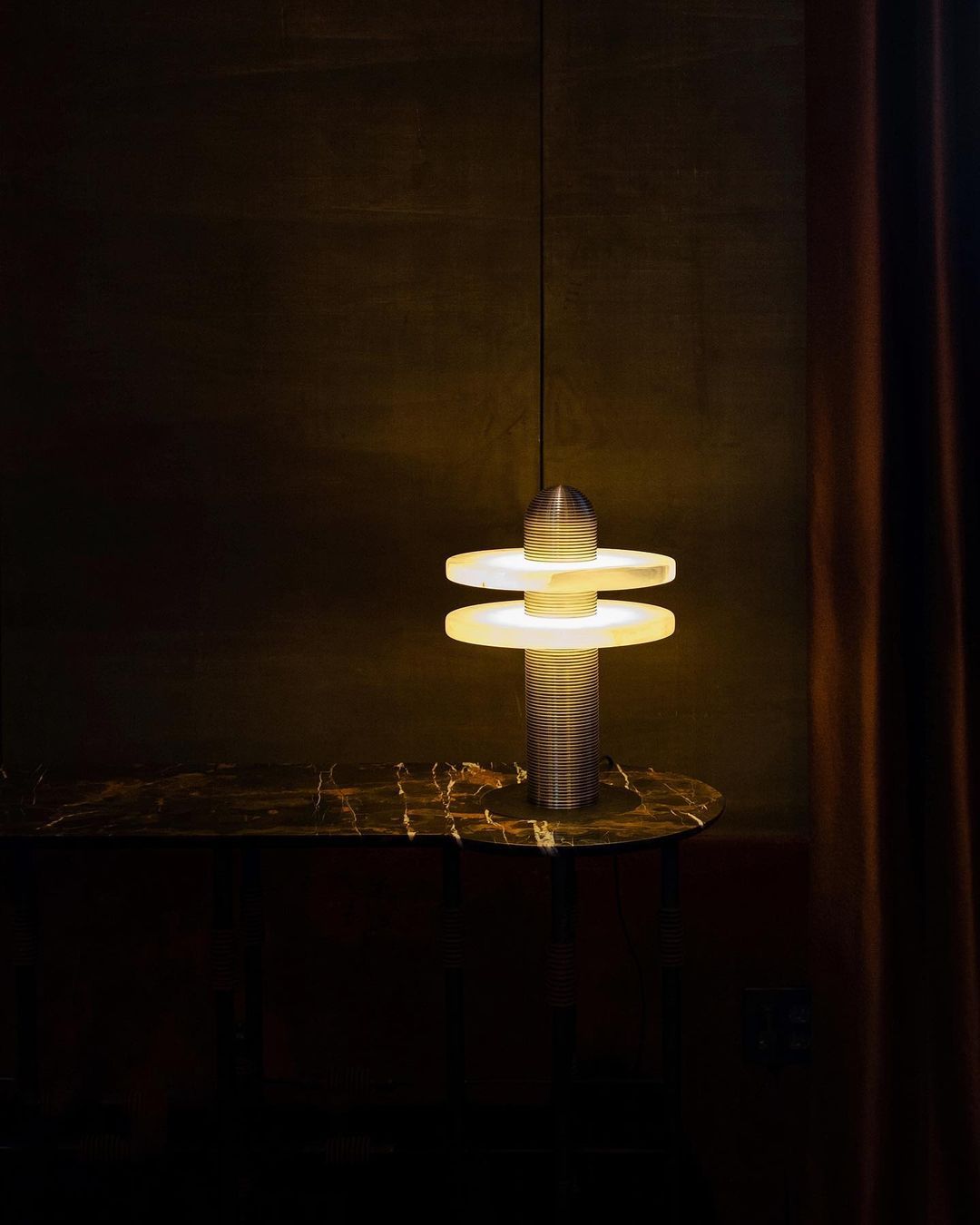 Median Table Lamp