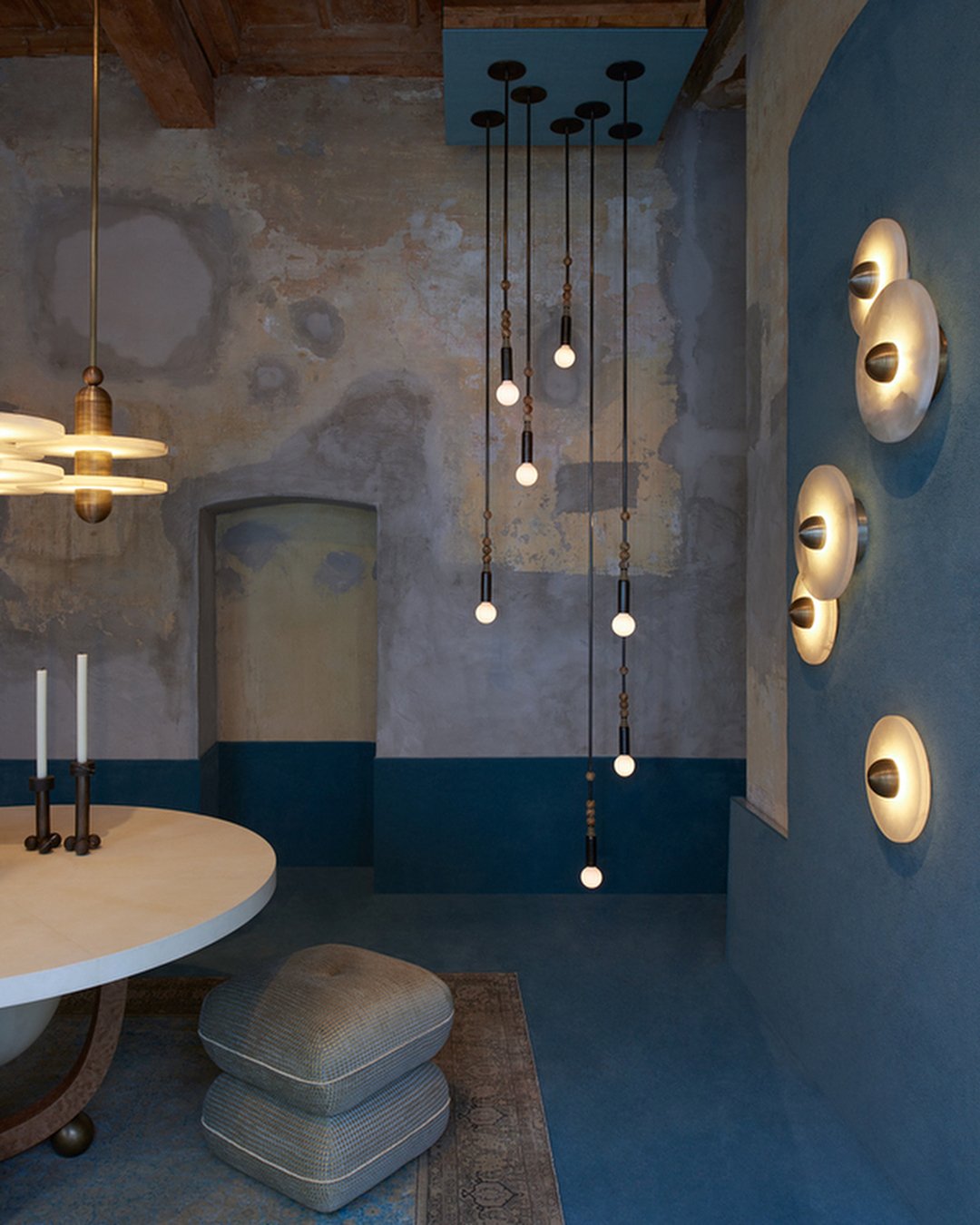 Median Surface Sconce Single