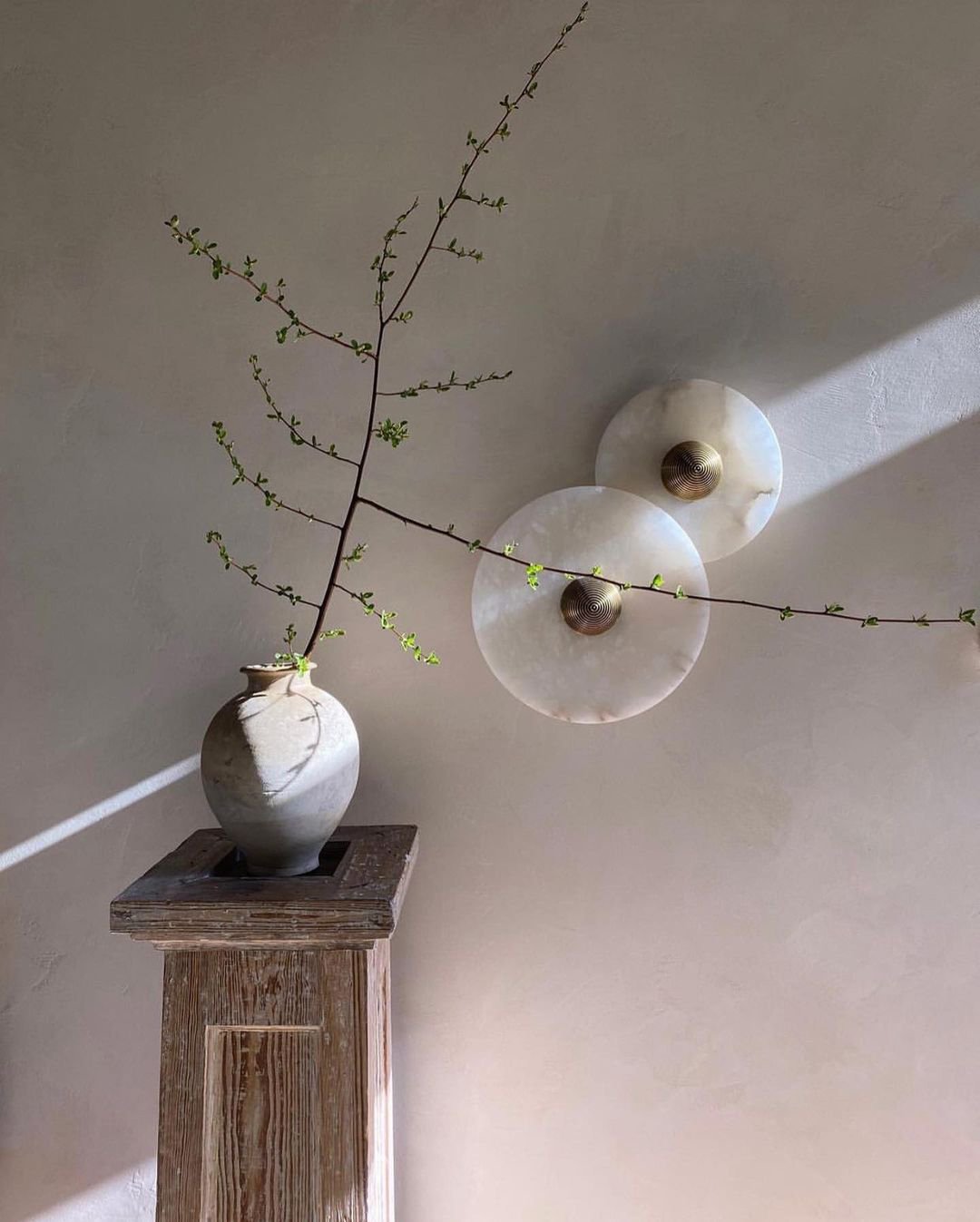 Median Surface Sconce Single