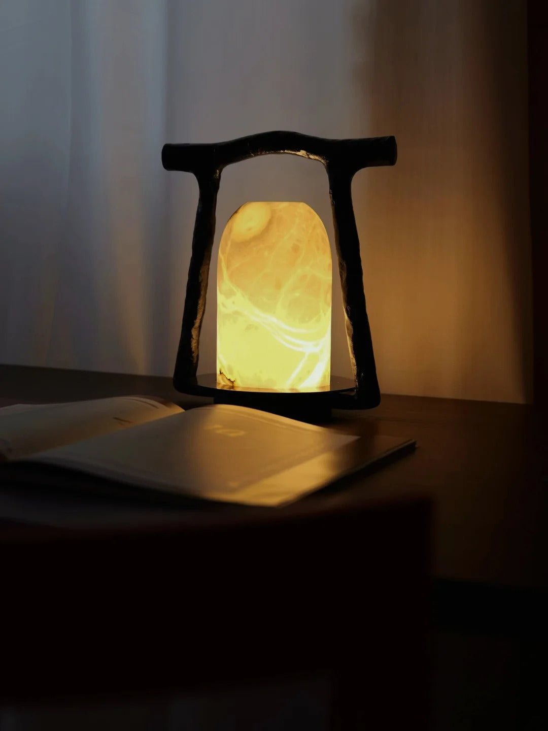 Mezzo Table Lamp