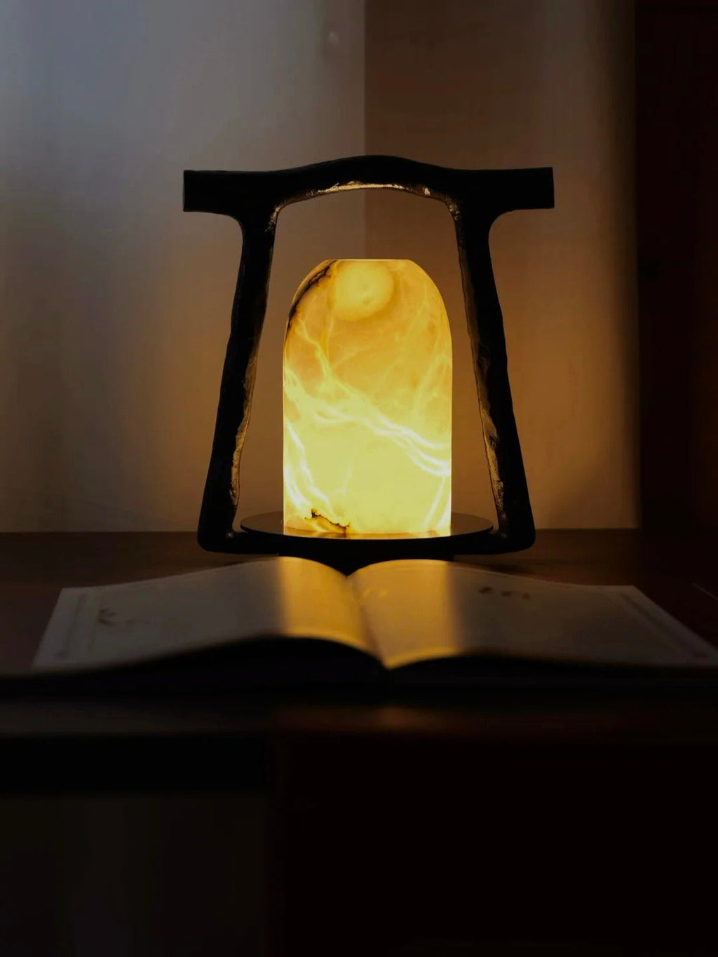 Mezzo Table Lamp