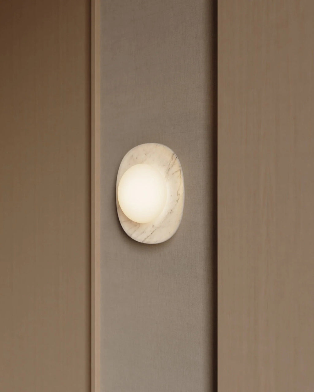Naga Wall Lamp