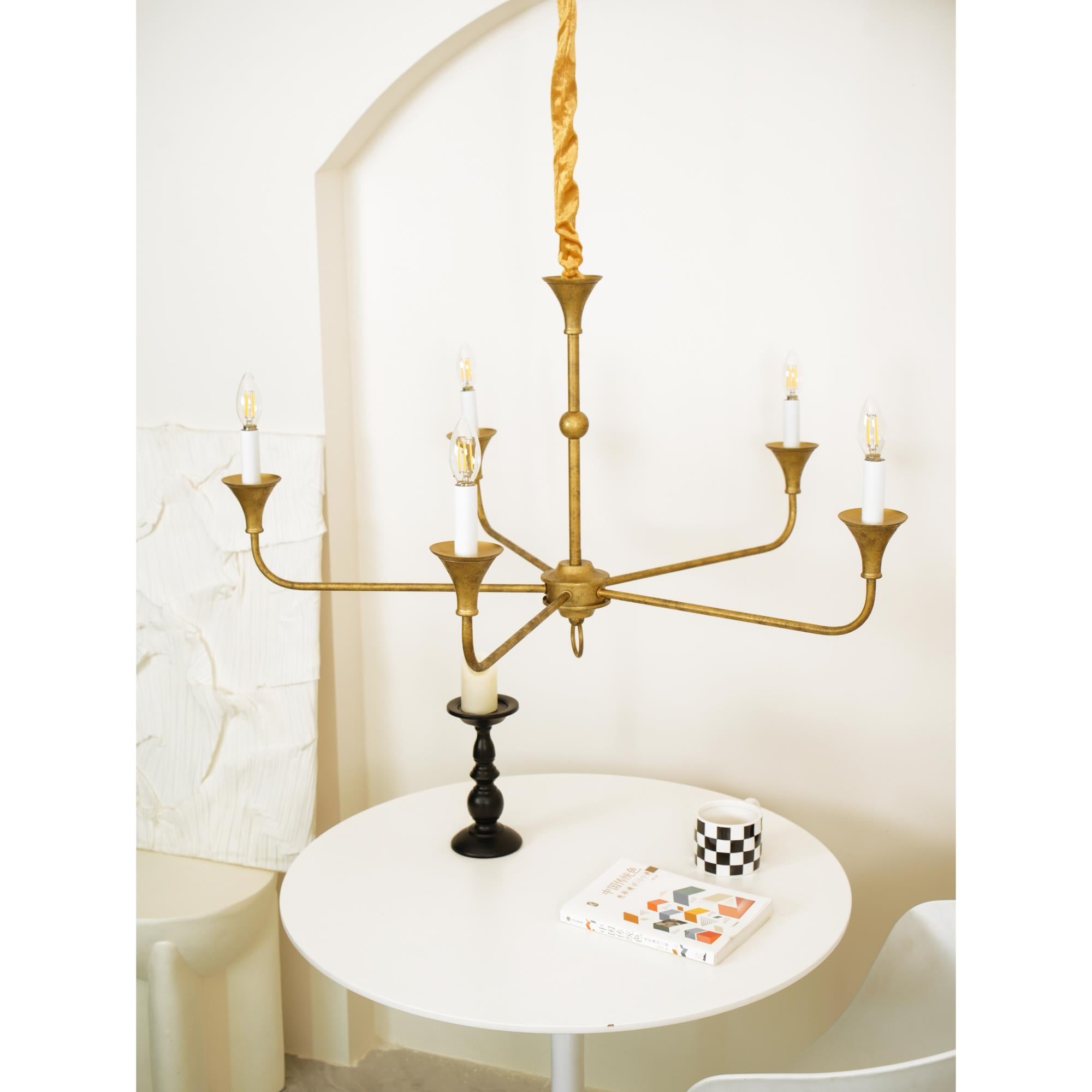 Coro Chandelier