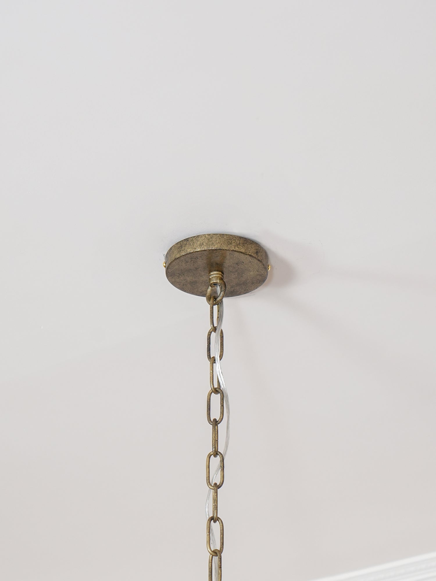 Coro Chandelier