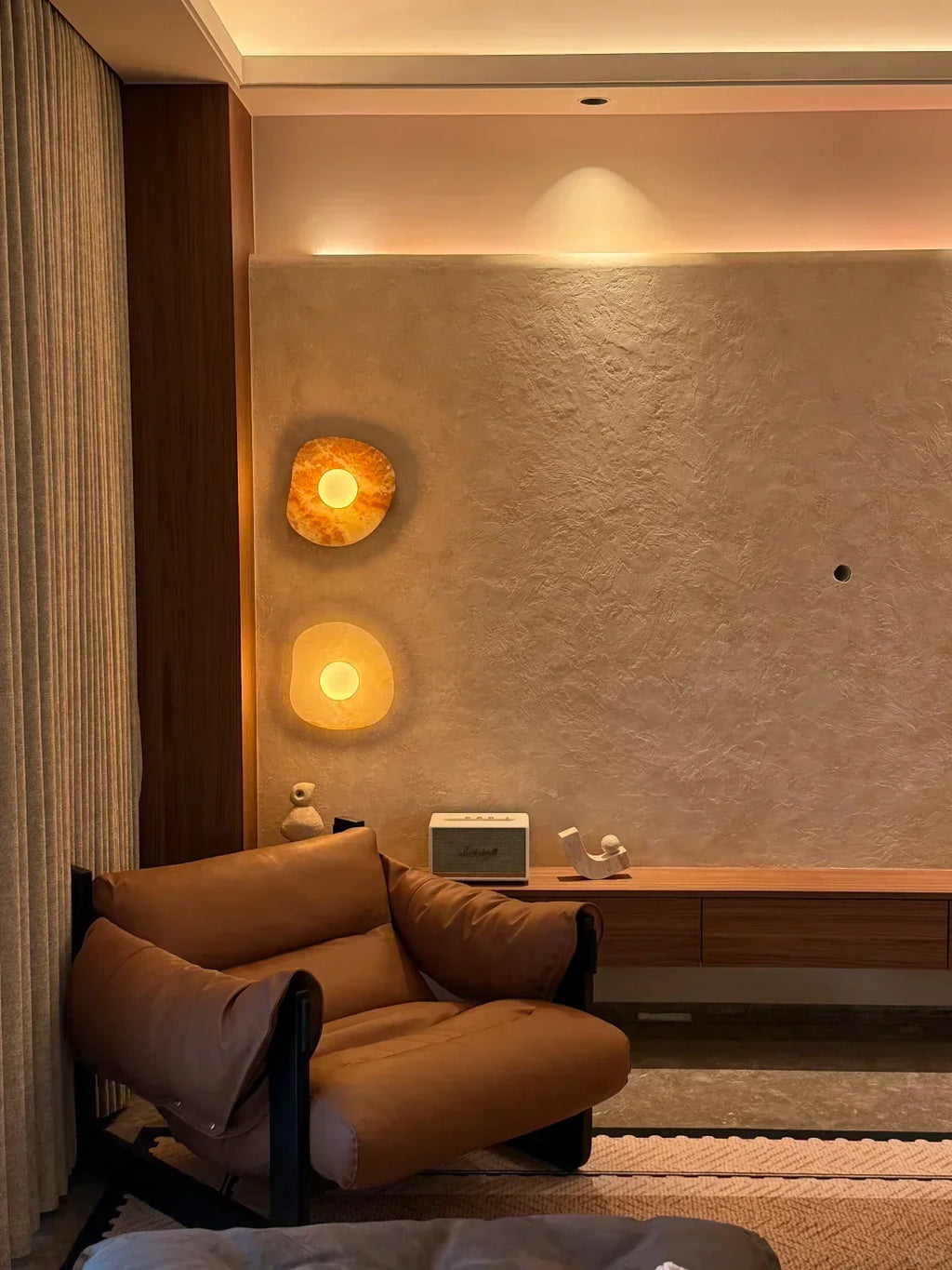 Onyx Nopal Wall Lamp