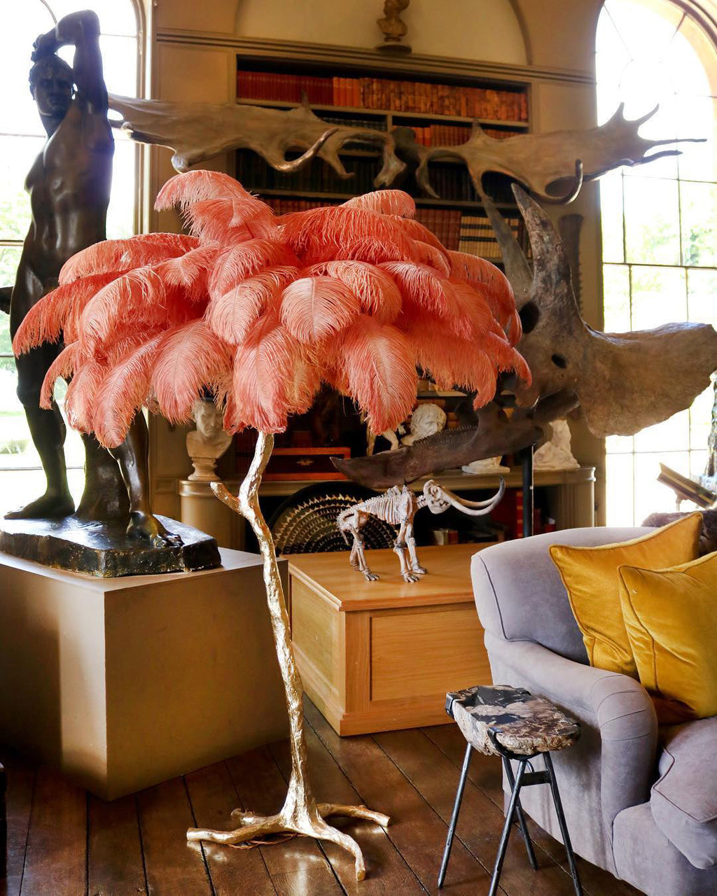 Fero Ostrich Feather Floor Lamp