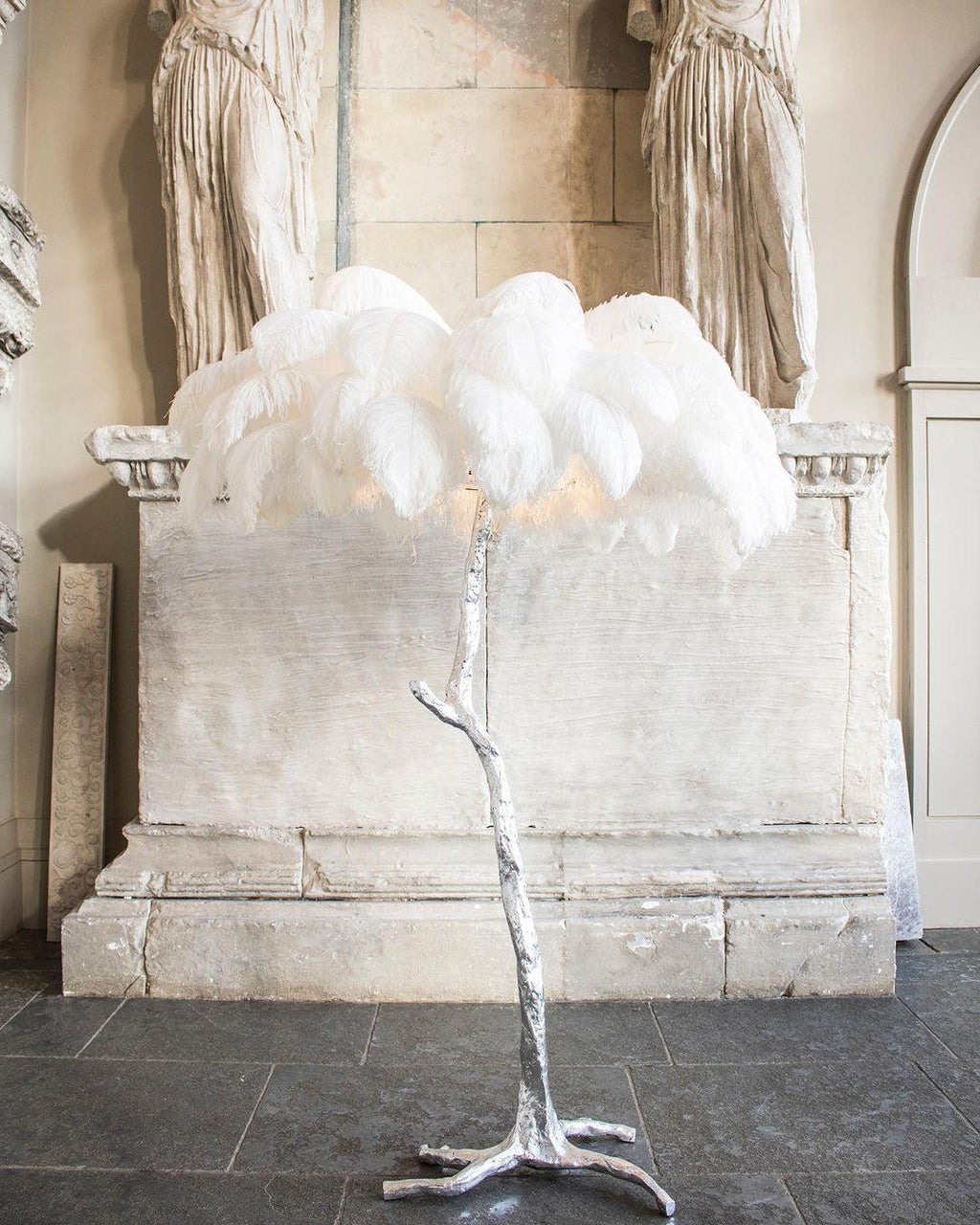 Fero Ostrich Feather Floor Lamp