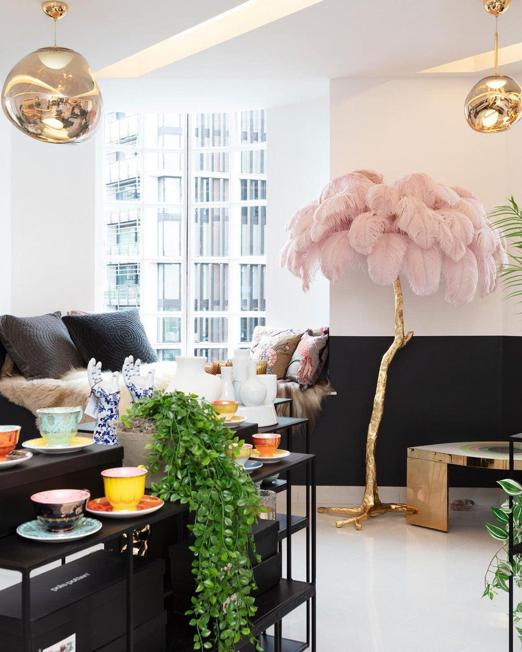 Fero Ostrich Feather Floor Lamp