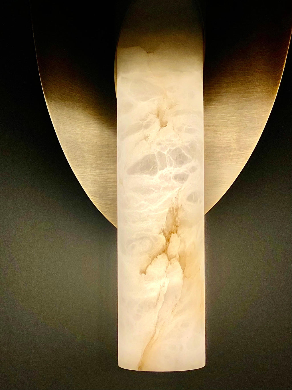 Manta Alabaster Wall Sconce