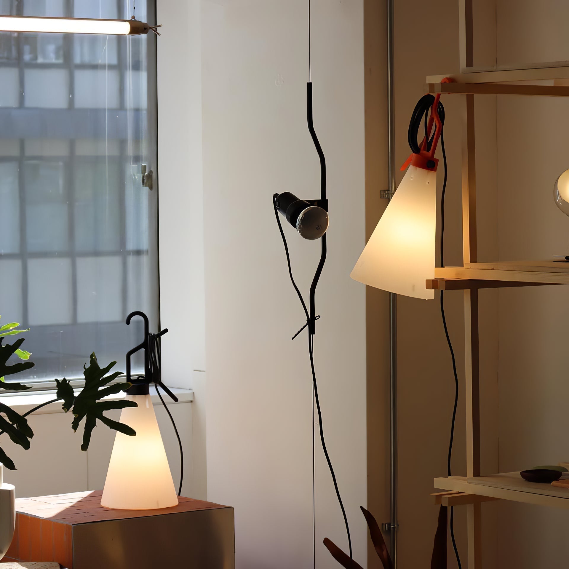 Parentesi Pendant Lamp