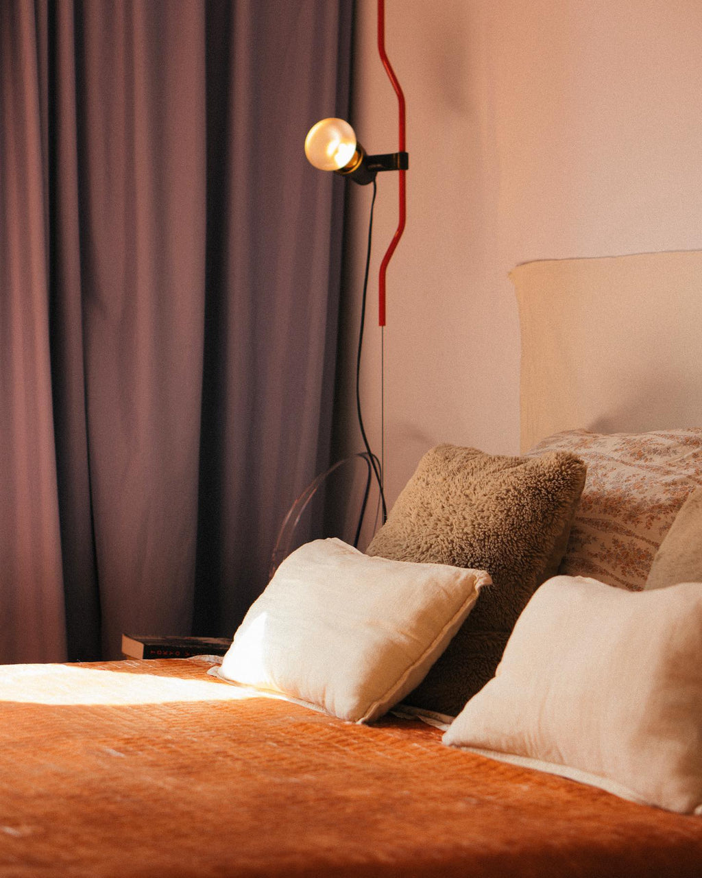 Parentesi Pendant Lamp