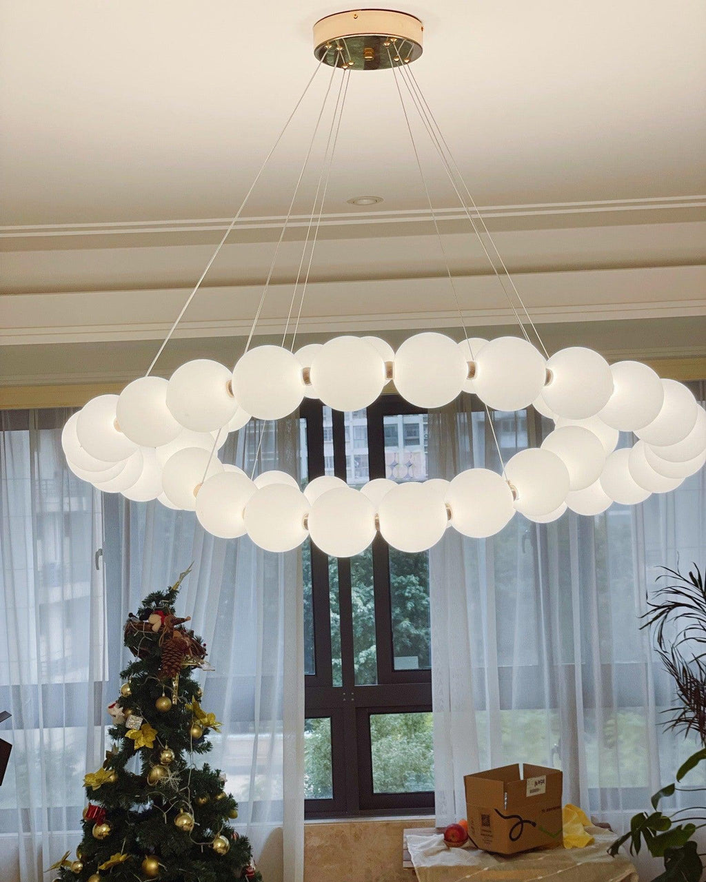 Pearl Necklace Pendant Light