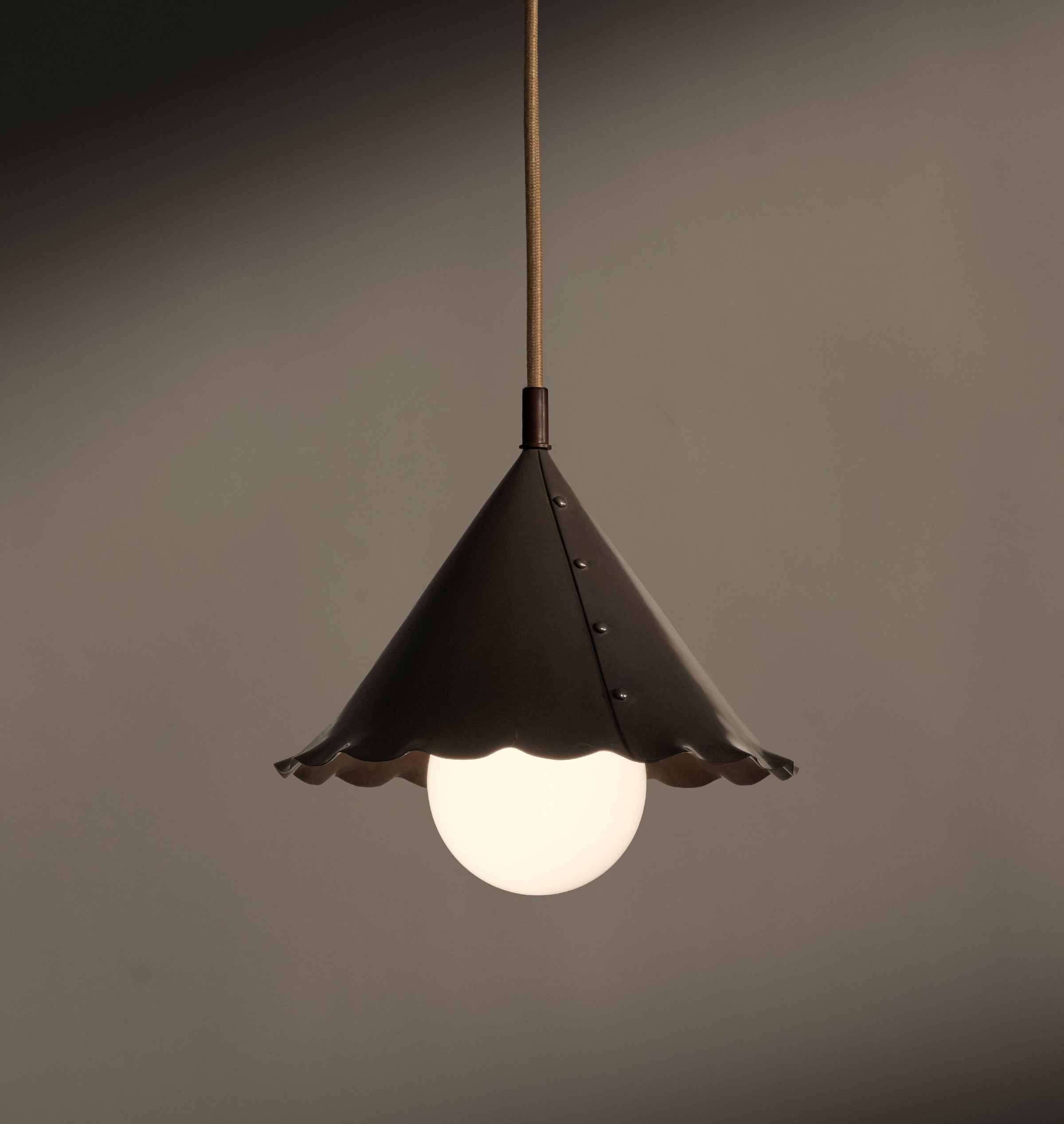 Petal Pendant Lamp